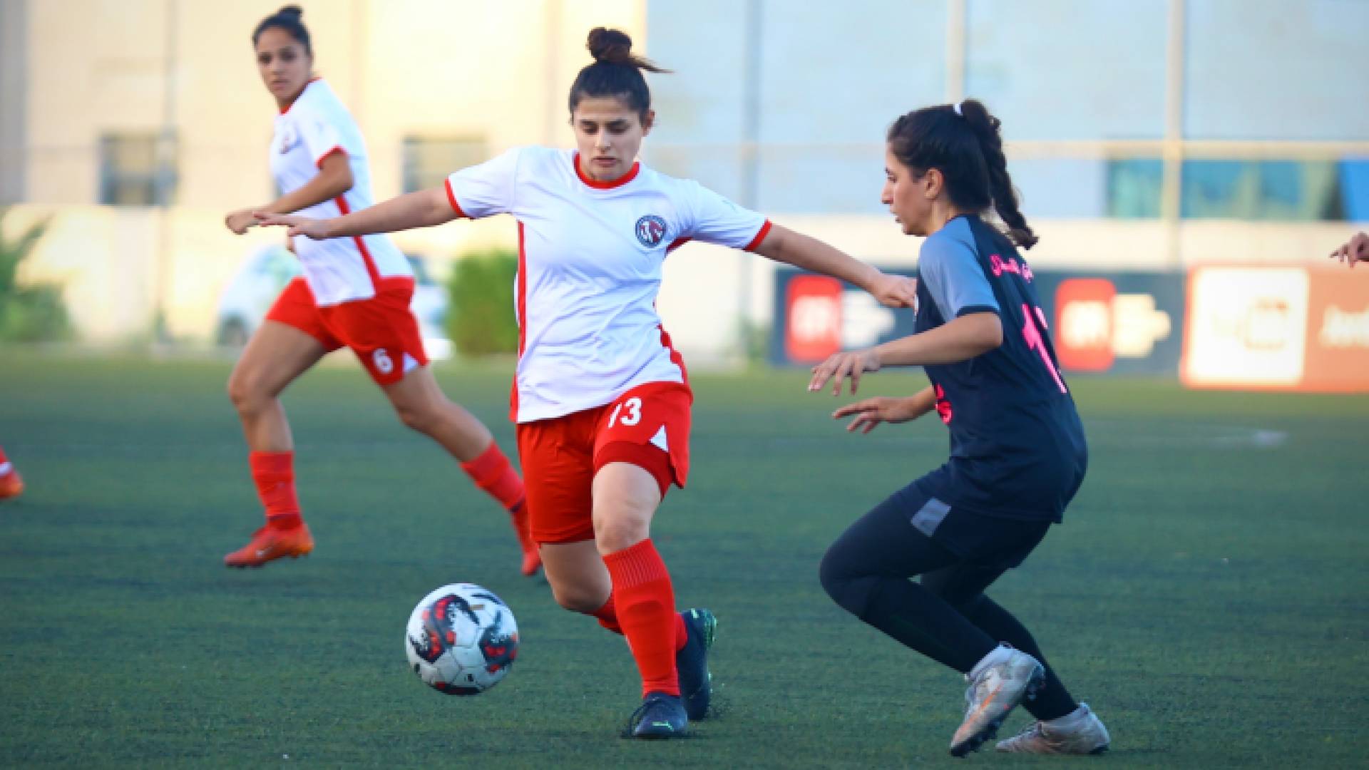 من المنافسات