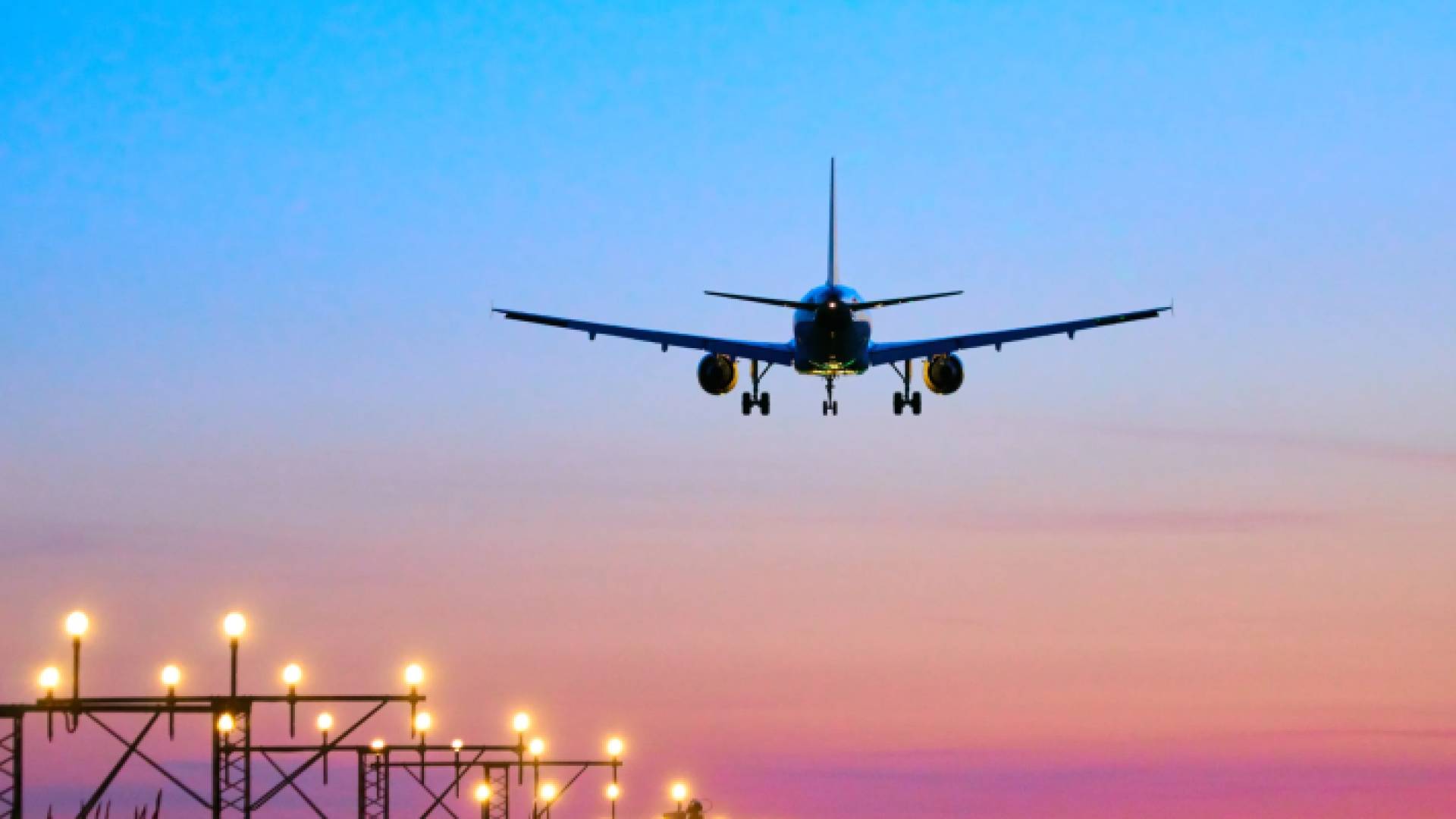 طائرة مقلعة - تعبيرية