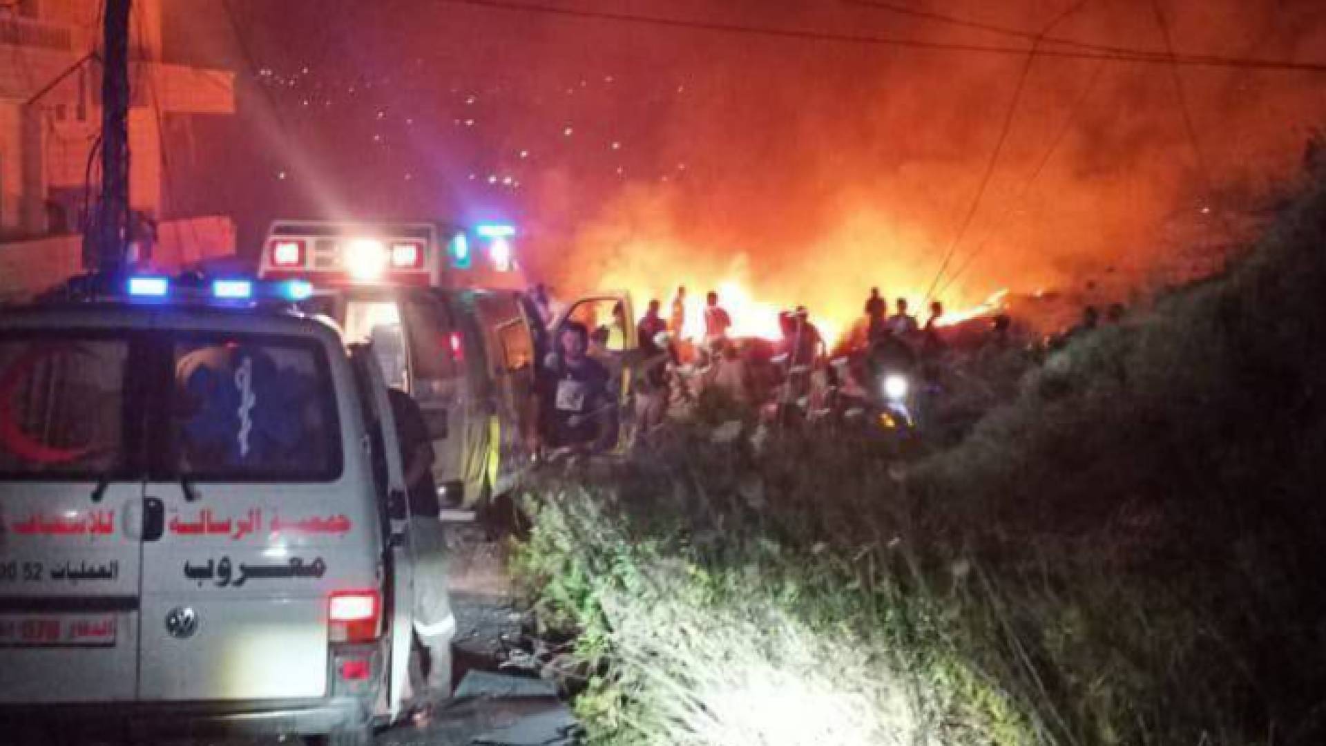 من موقع المبنى الذي استهدفه الاحتلال في الجنوب اللبناني