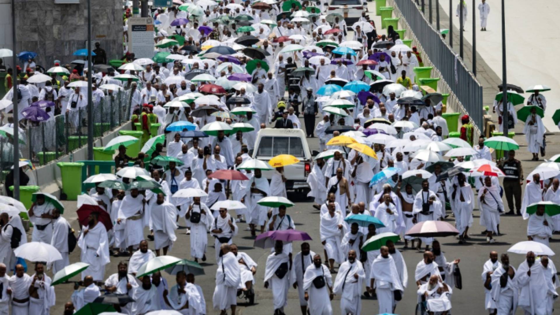 حجاج بيت الله الحرام