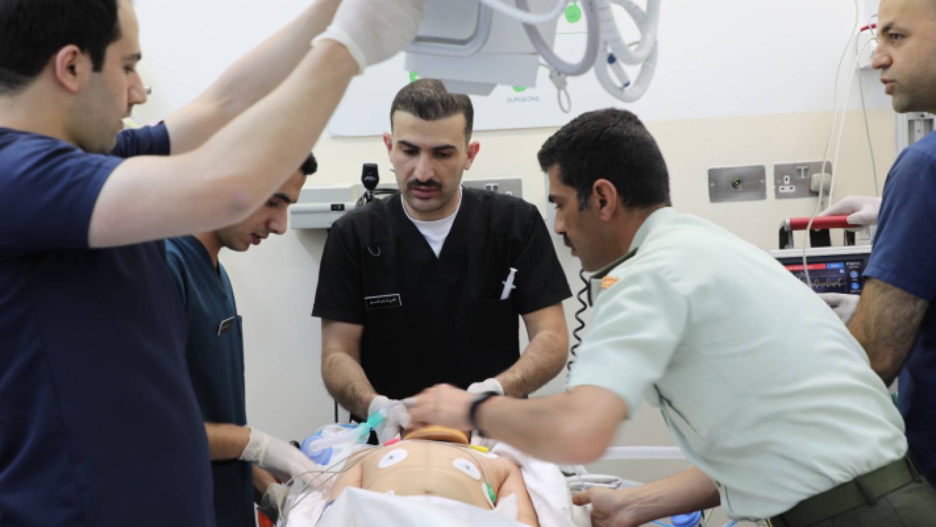 أحد أفراد العائلة التي جرى إخلاؤها