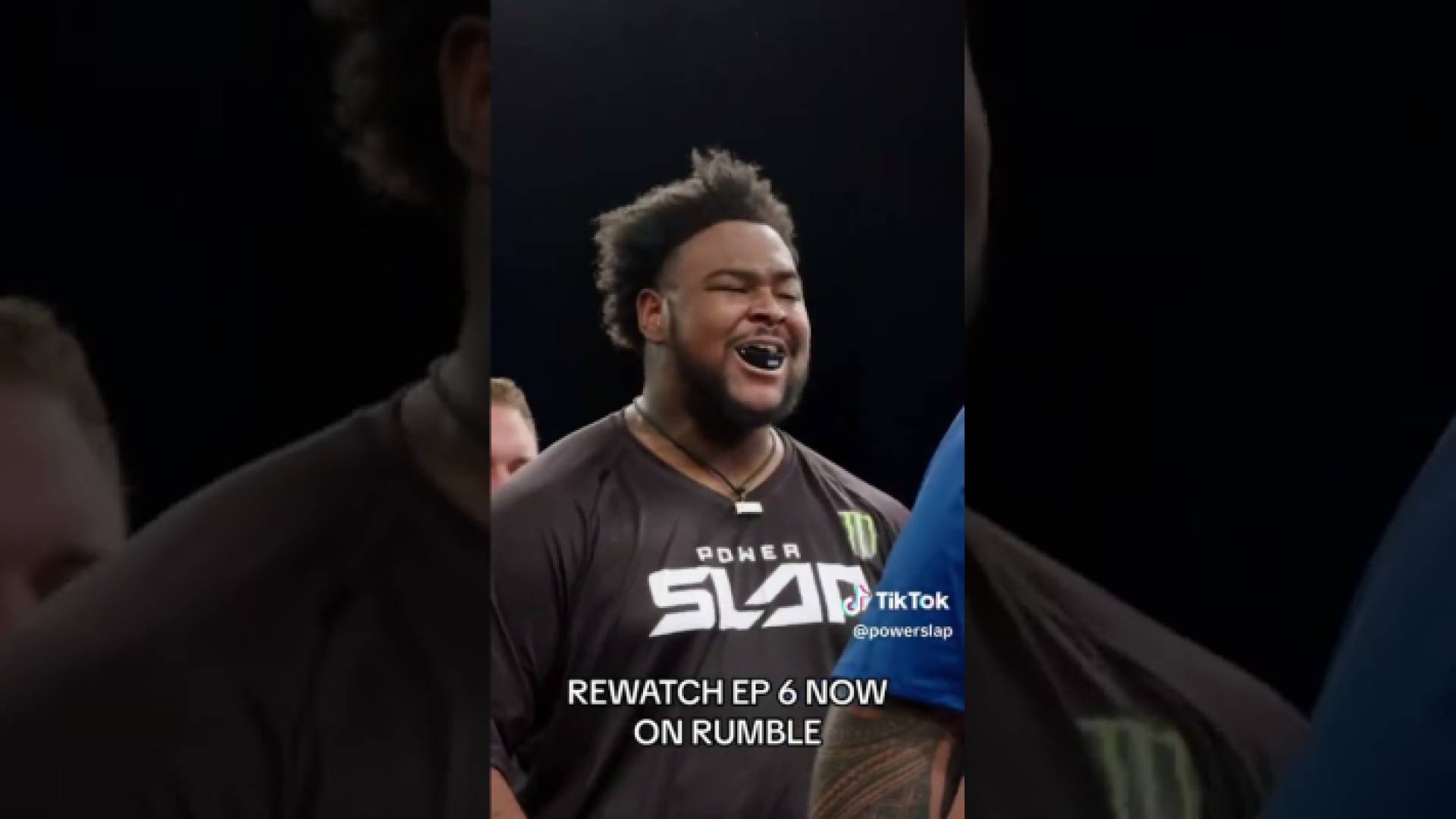 صورة ملتقطة من مقطع الفيديو للشخص الذي تعرض لصفعة