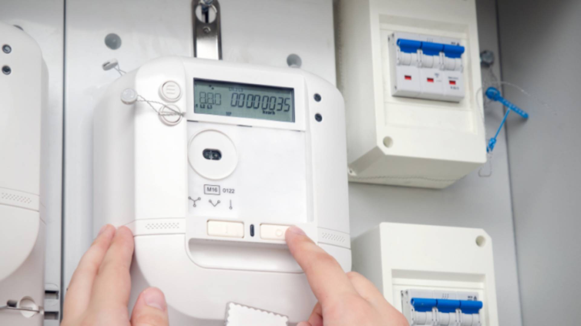 عداد كهرباء ذكي