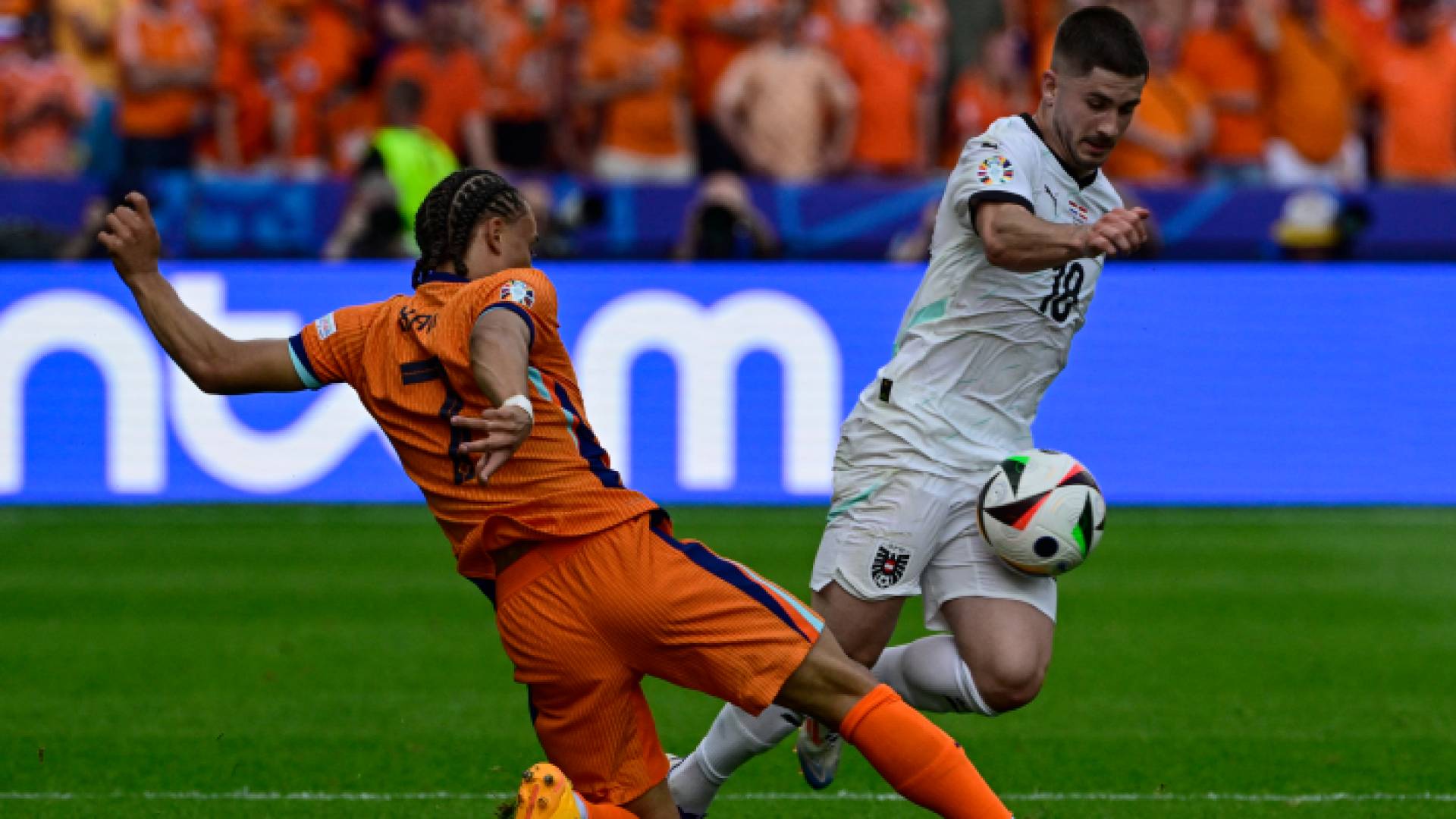 من مباراة النمسا وهولند في بطولة يورو 2024