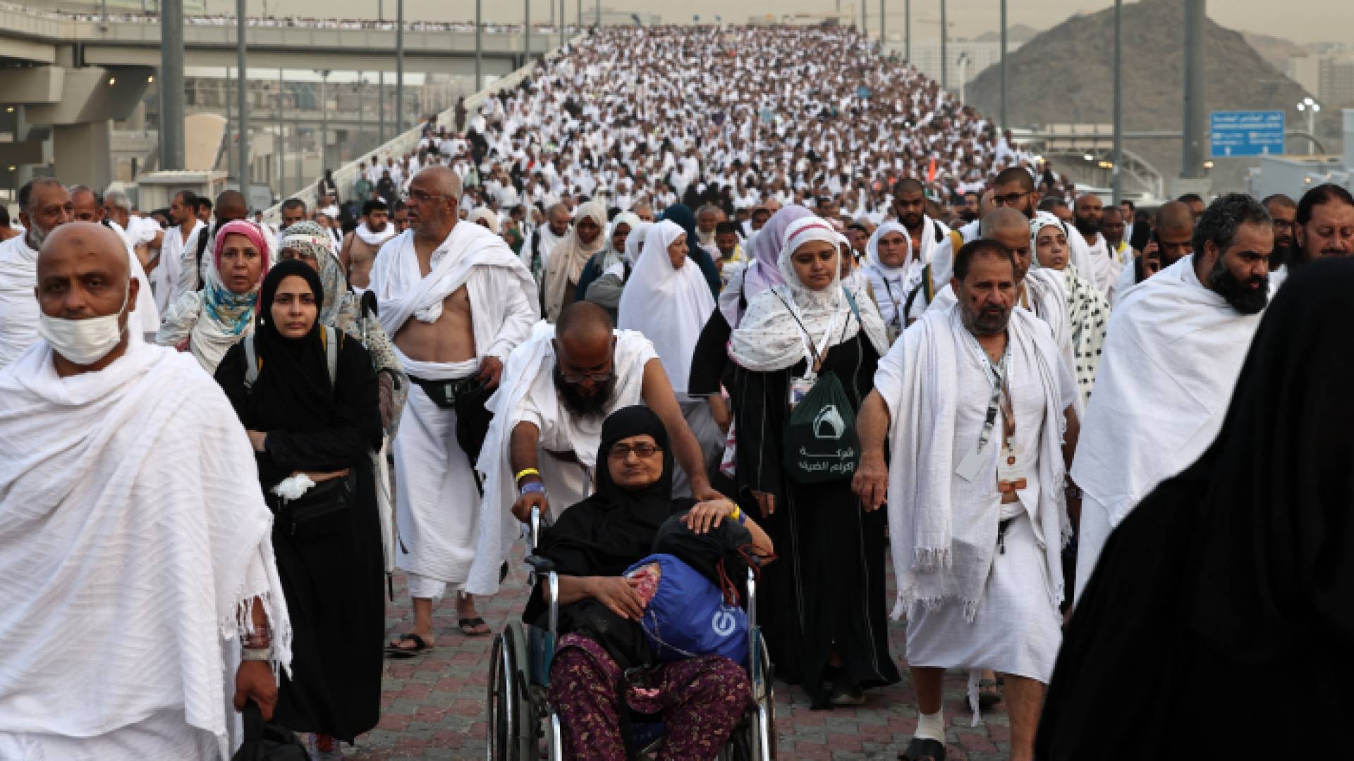 حجاج بيت الله الحرام