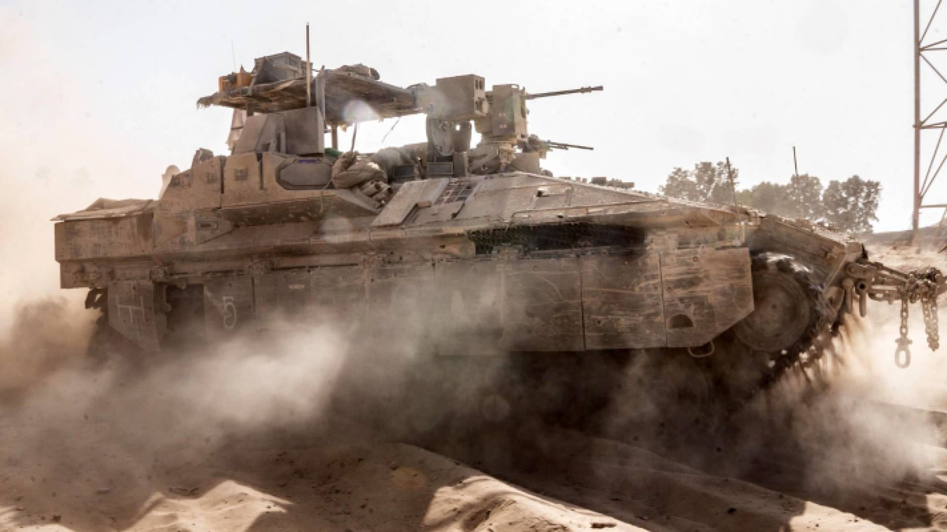 دبابة للاحتلال الإسرائيلي