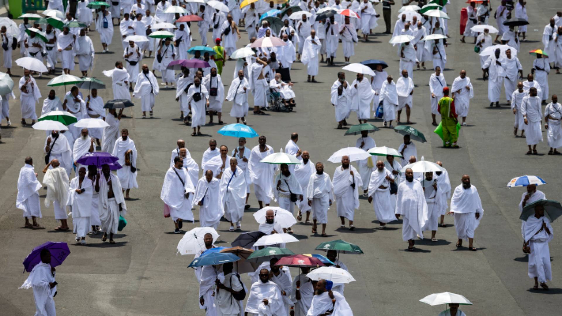 حجاج بيت الله الحرام