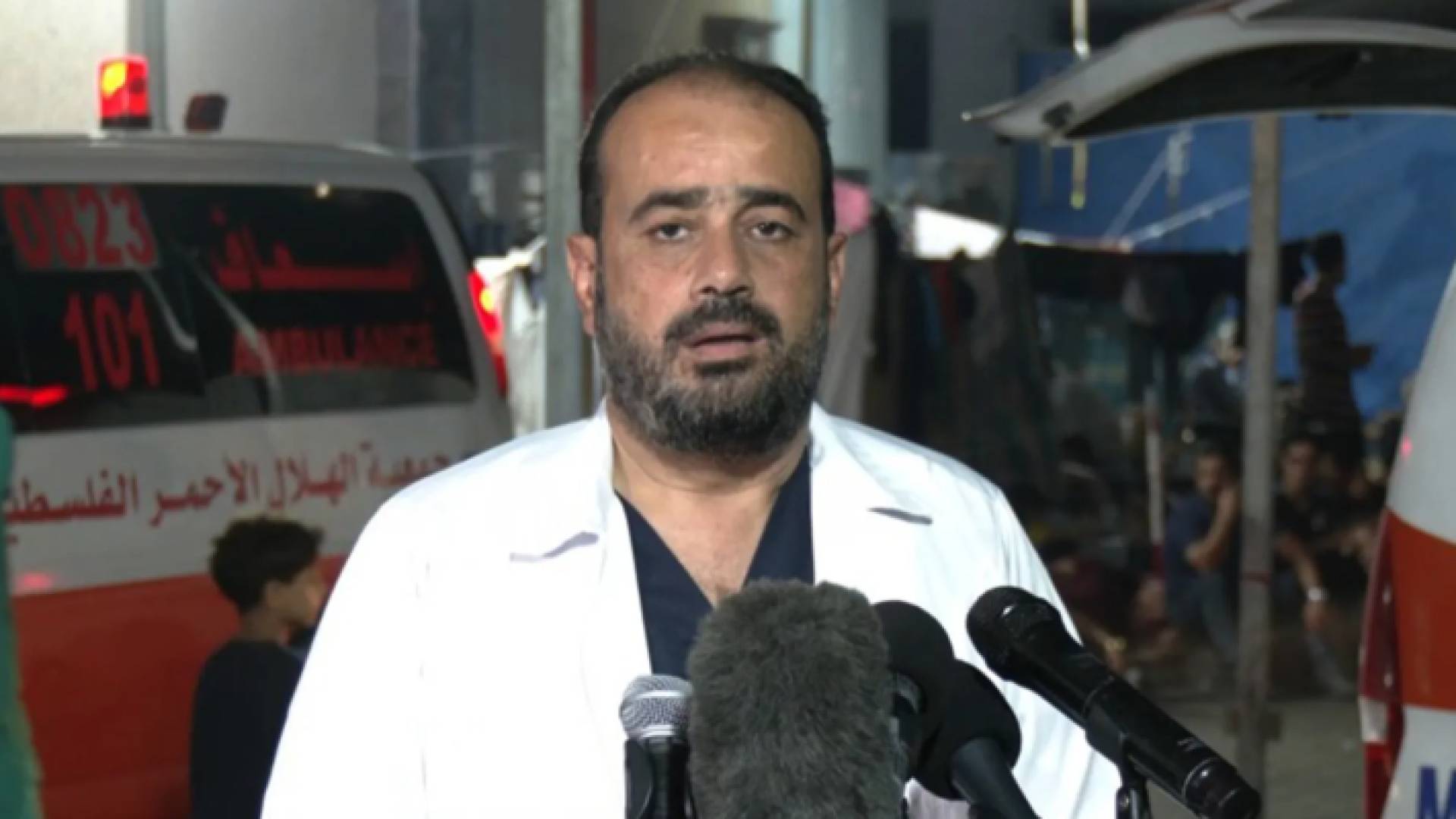 الطبيب محمد أبو سلمية مدير مجمع الشفاء الطبي