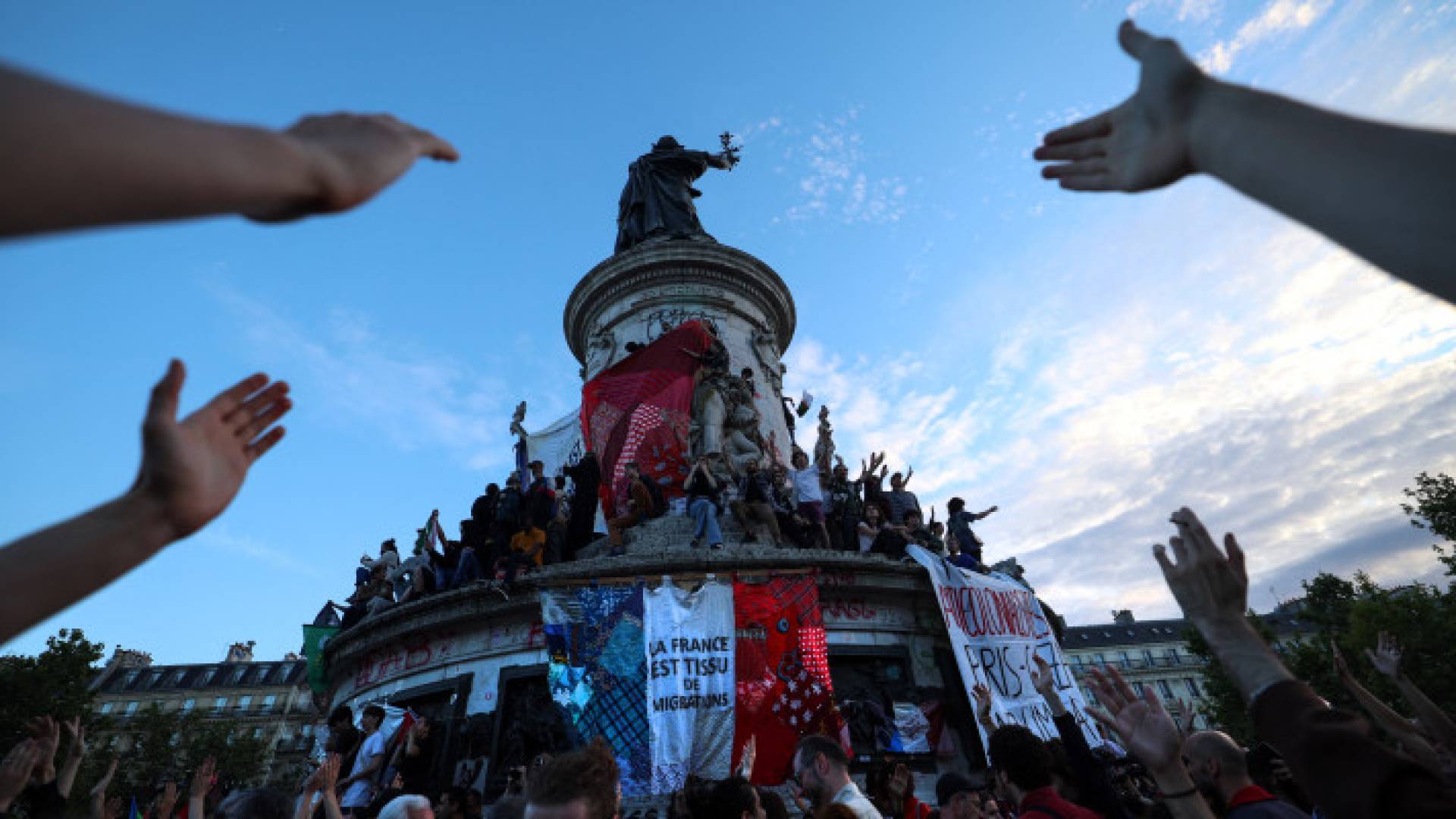 تجمع انتخابي في فرنسا عقب الجولة الأولى