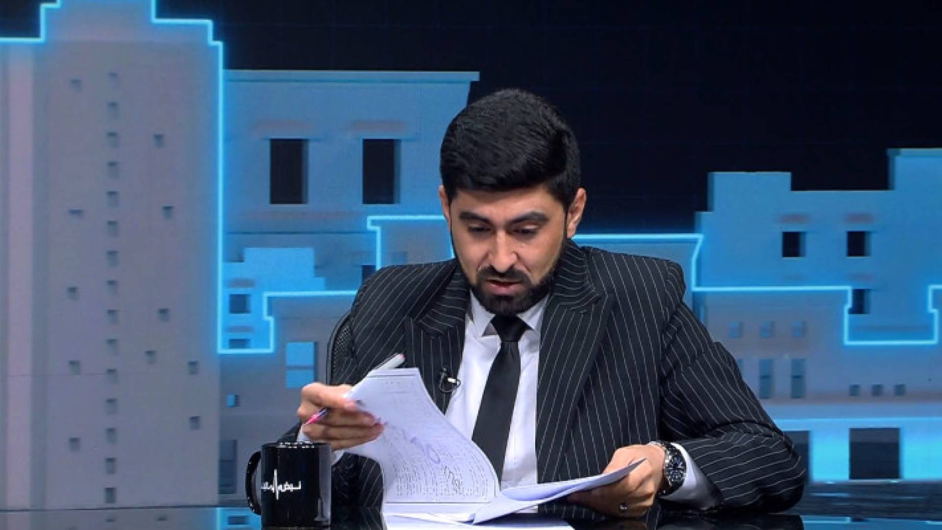 مدرس مادة الكيمياء بهاء أبو هيض