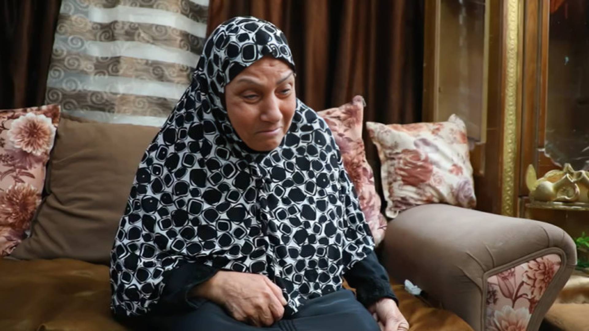 أم تروي حكاية فقدان ابنها بحادث سير