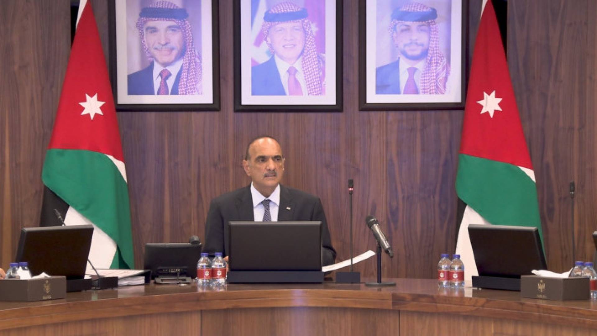 رئيس الوزراء بشر الخصاونة