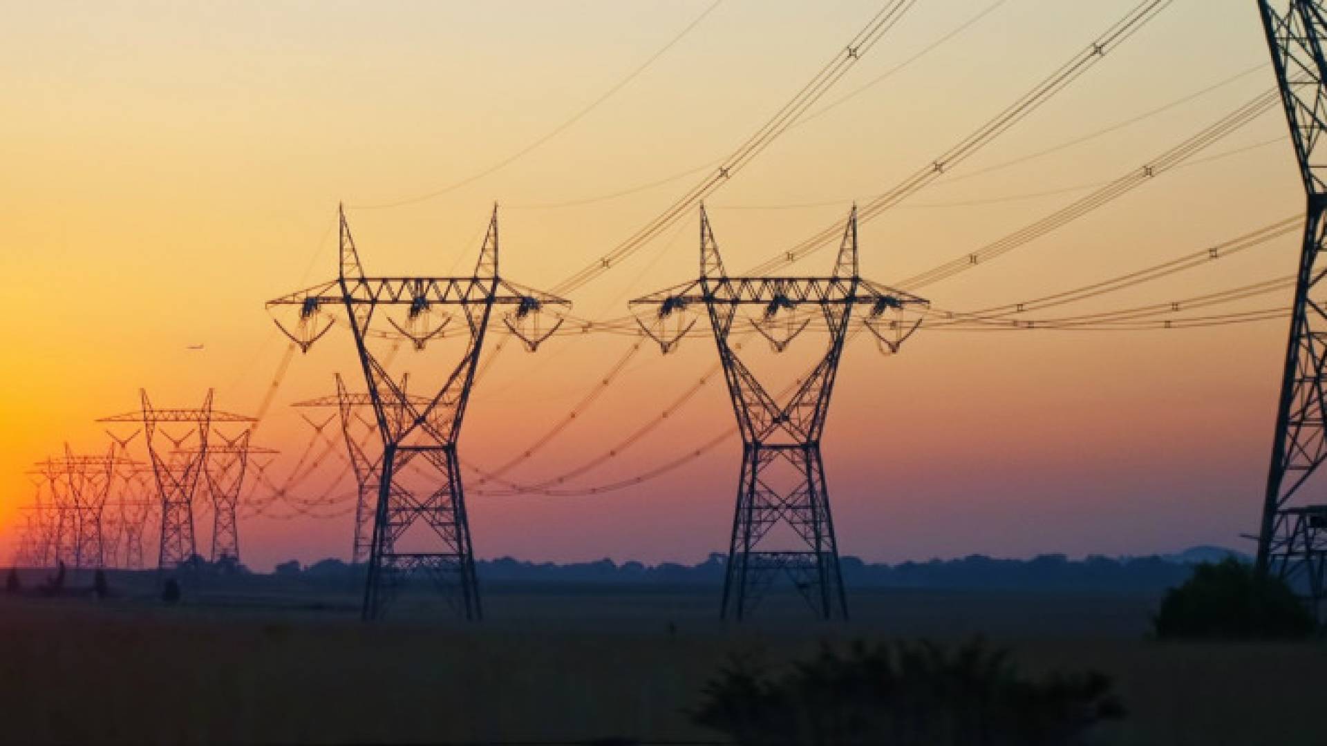 أبراج كهرباء - تعبيرية