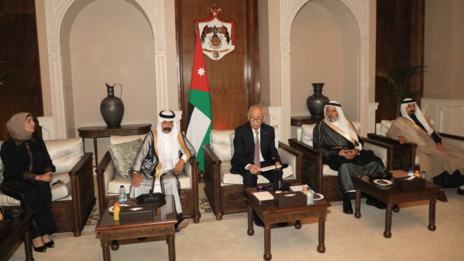 العيسوي: الأردن بقيادة الملك يشكل حالة نموذجية وفريدة في التعاطي مع أزمات المنطقة