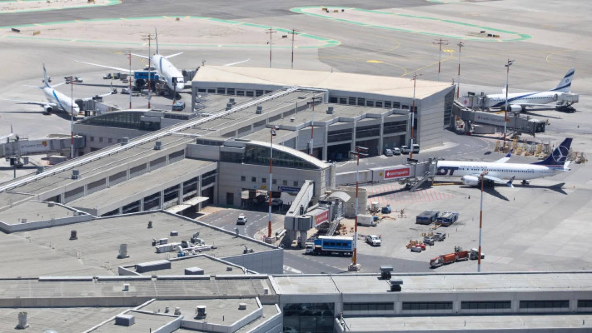 مطار في كيان الاحتلال