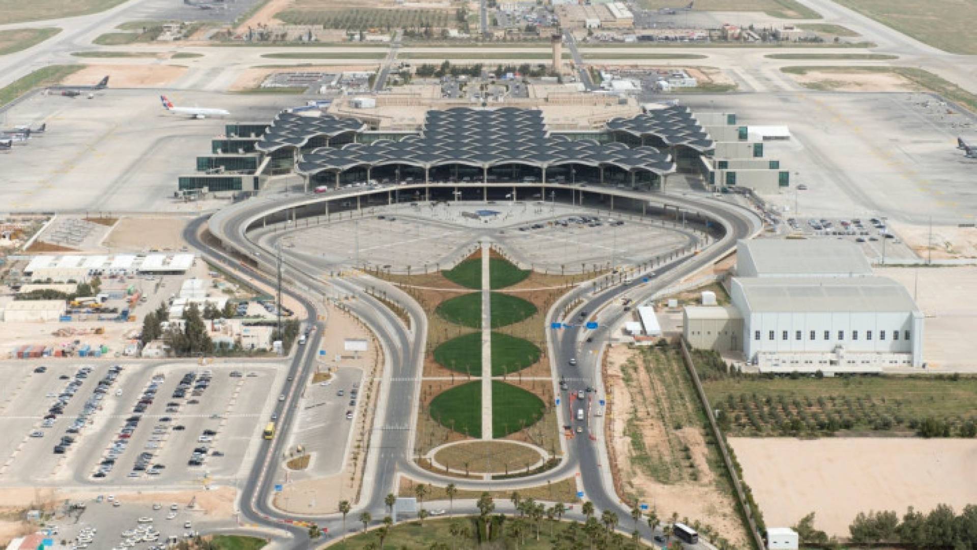 مطار الملكة علياء الدولي