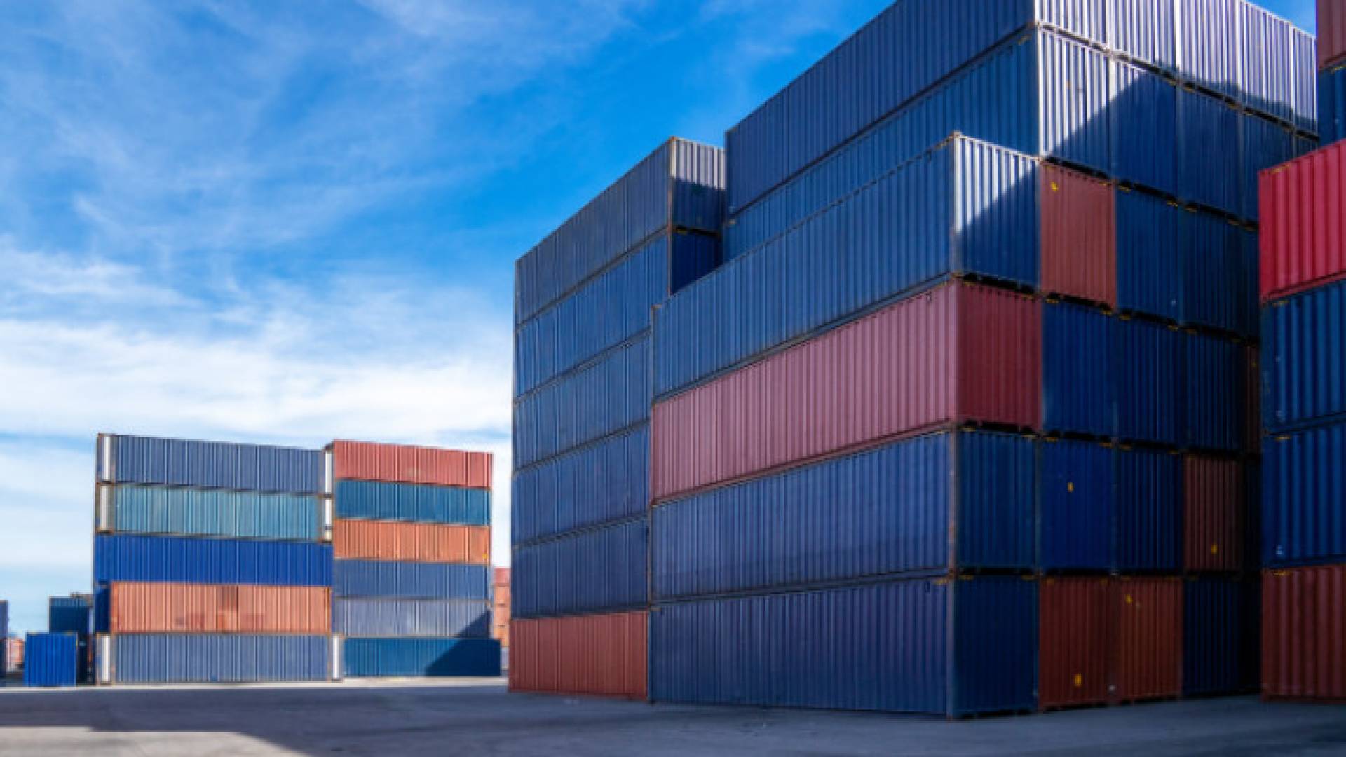 حاويات شحن - تعبيرية