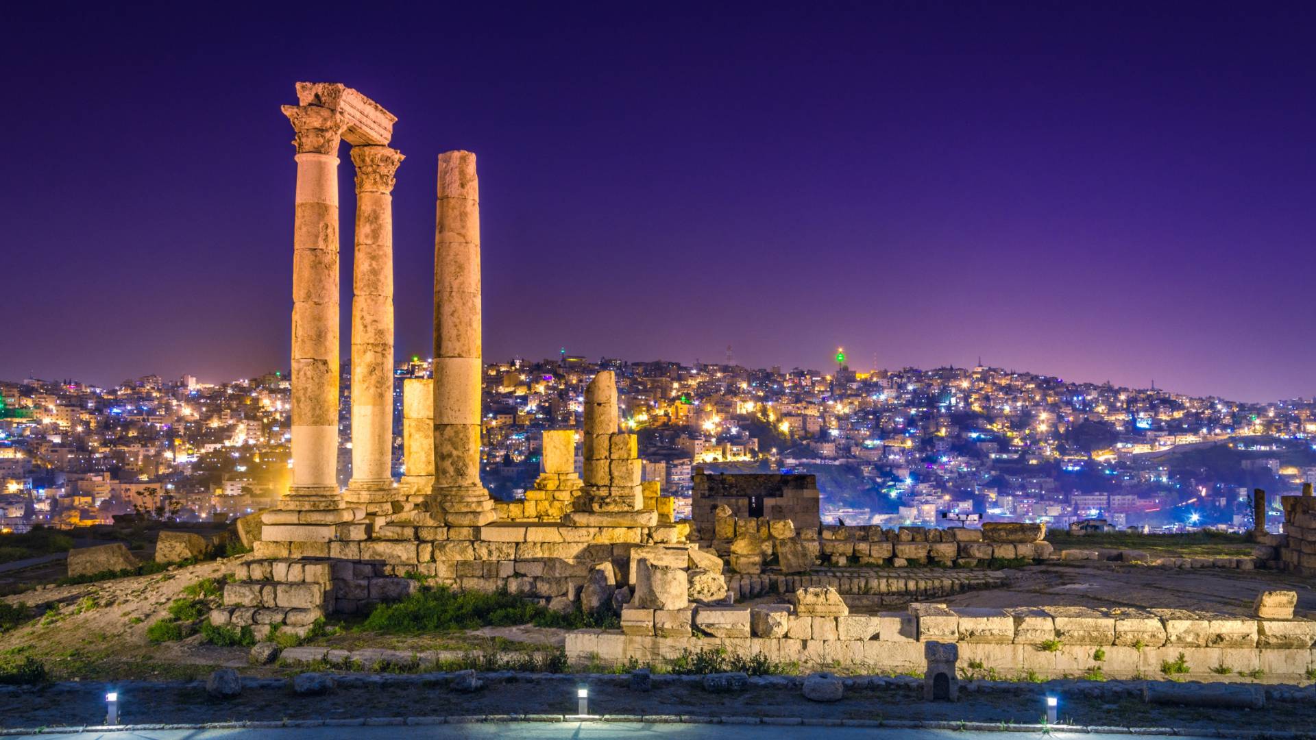صورة عامة لأحد أحياء العاصمة عمان