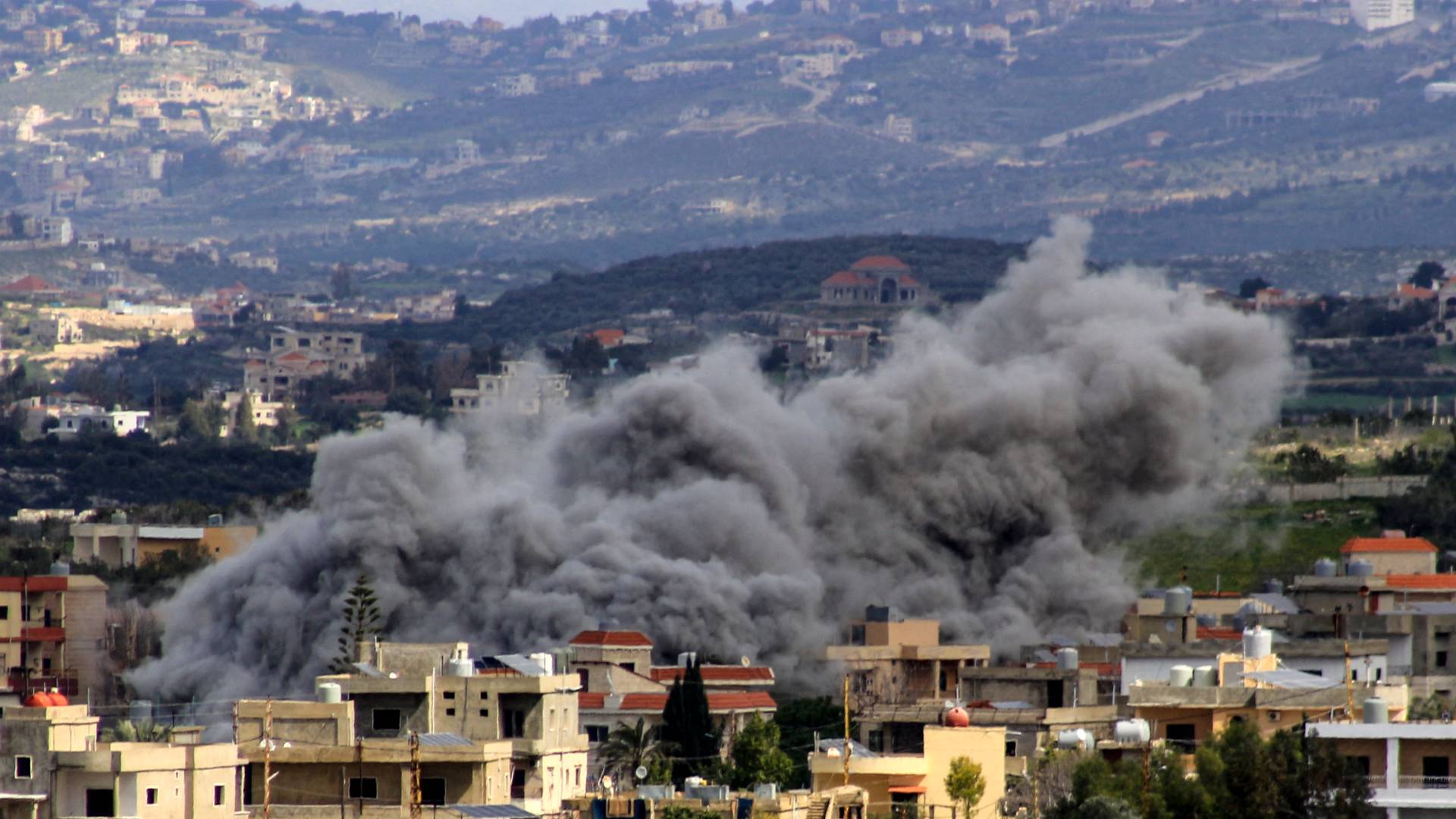 قصفغ على جنوب لبنان "أرشيفية"