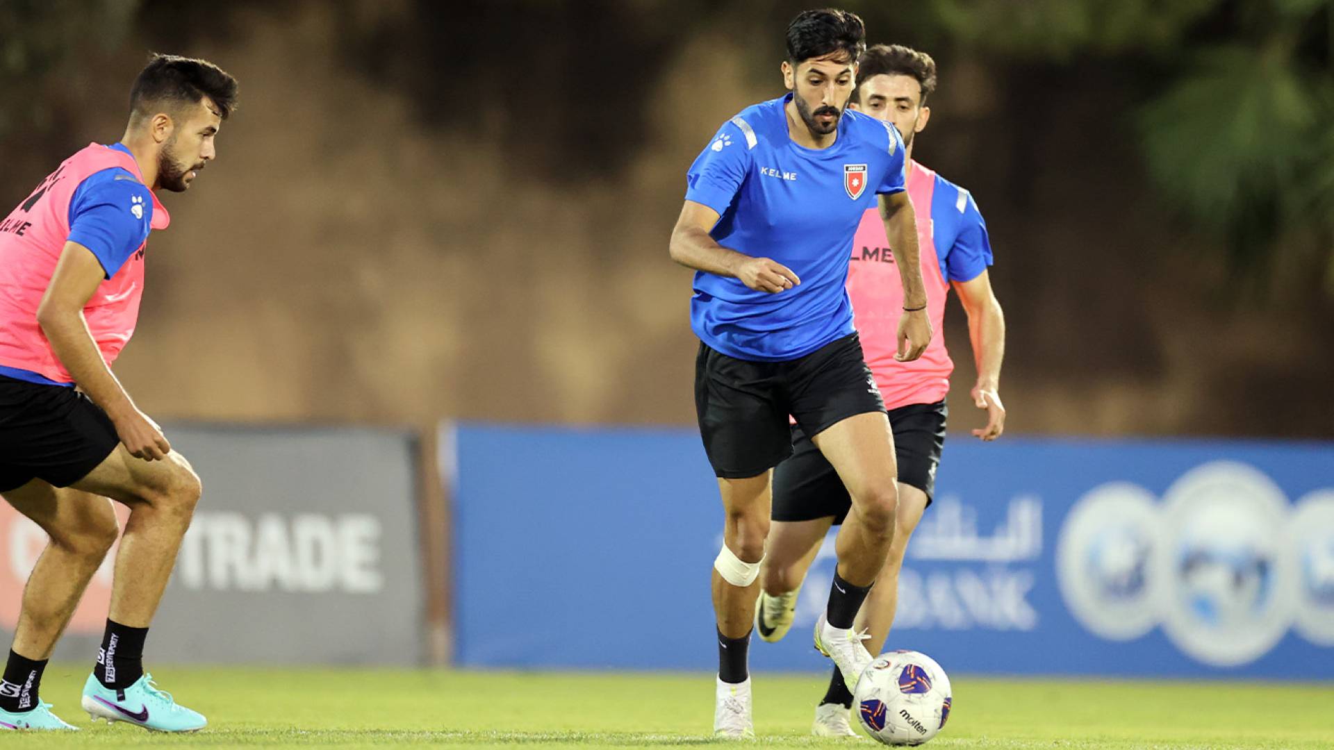 من تدريبات المنتخب الأردني قبل مواجهة كوريا الشمالية وديا