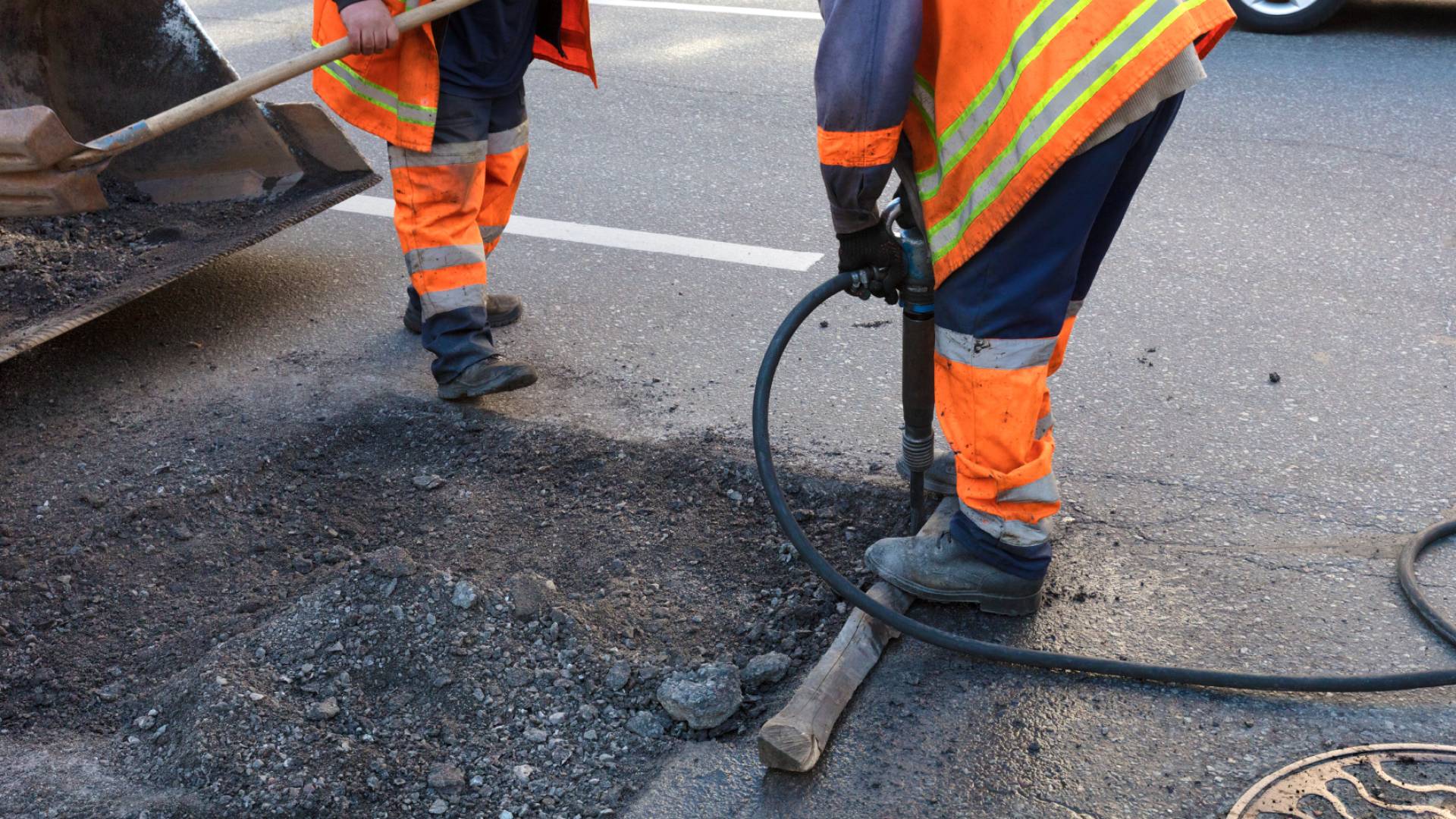 صيانة طريق - تعبيرية