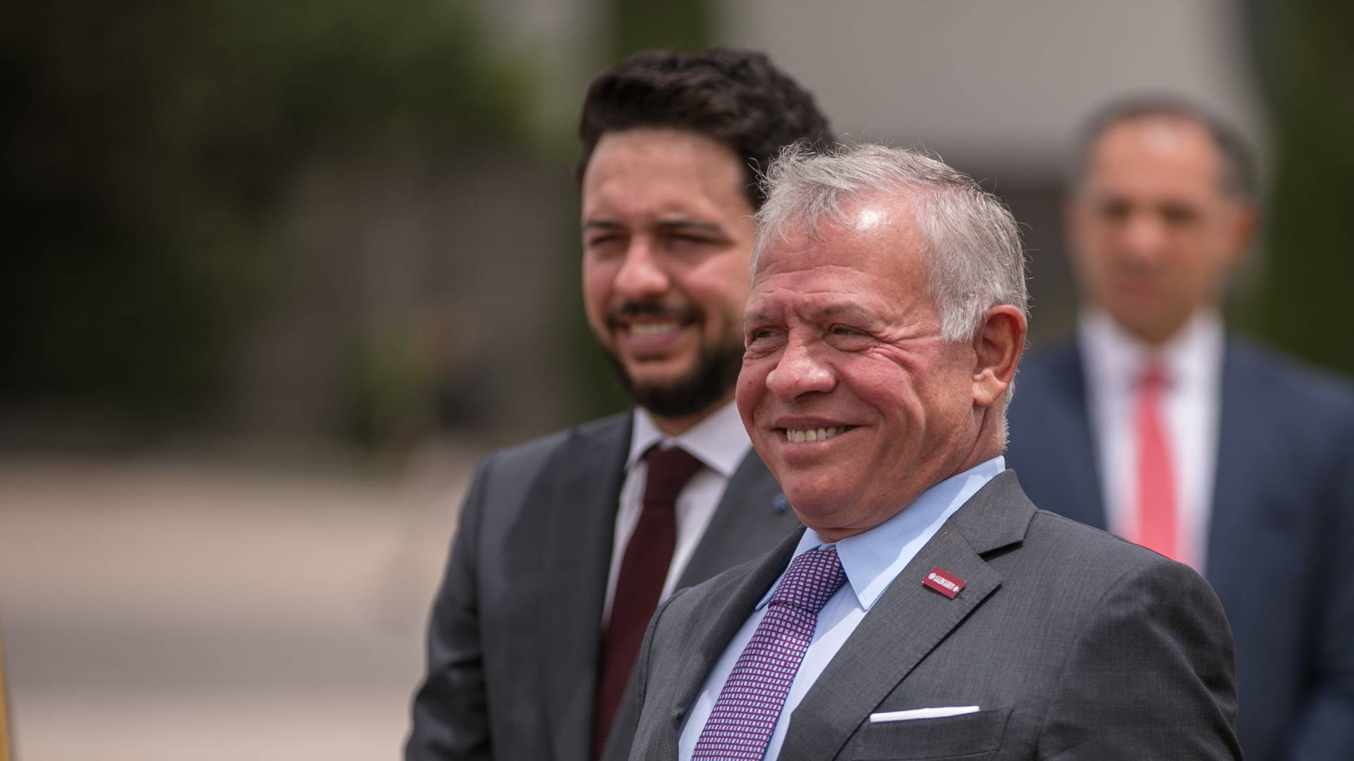 جلالة الملك عبدالله الثاني وسمو ولي العهد الامير الحسين بن عبدالله الثاني