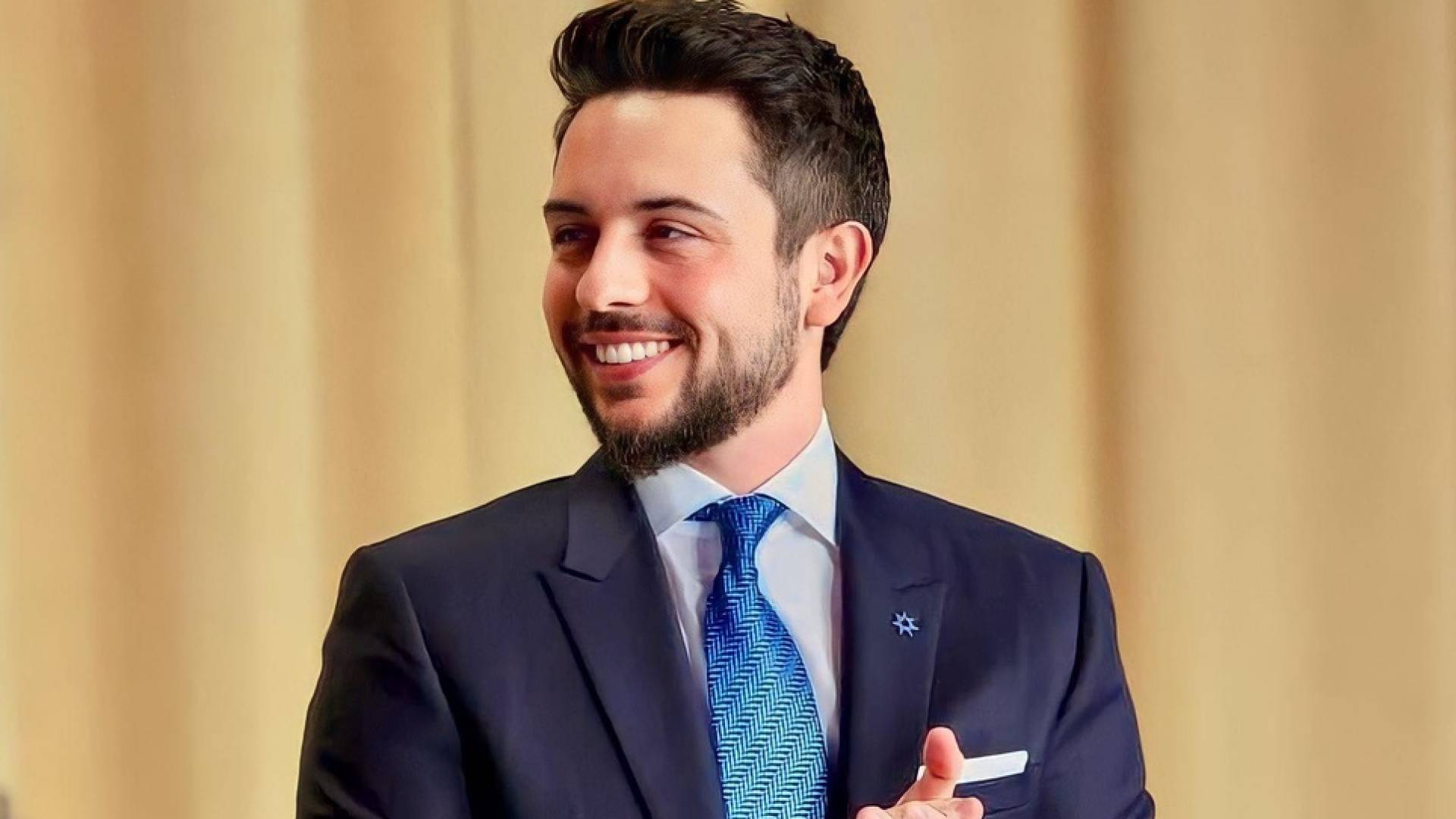 ولي العهد يهنئ خطاب وهندي بفوزهم بالميداليتين الذهبية والبرونزية في بارالمبيك باريس 2024