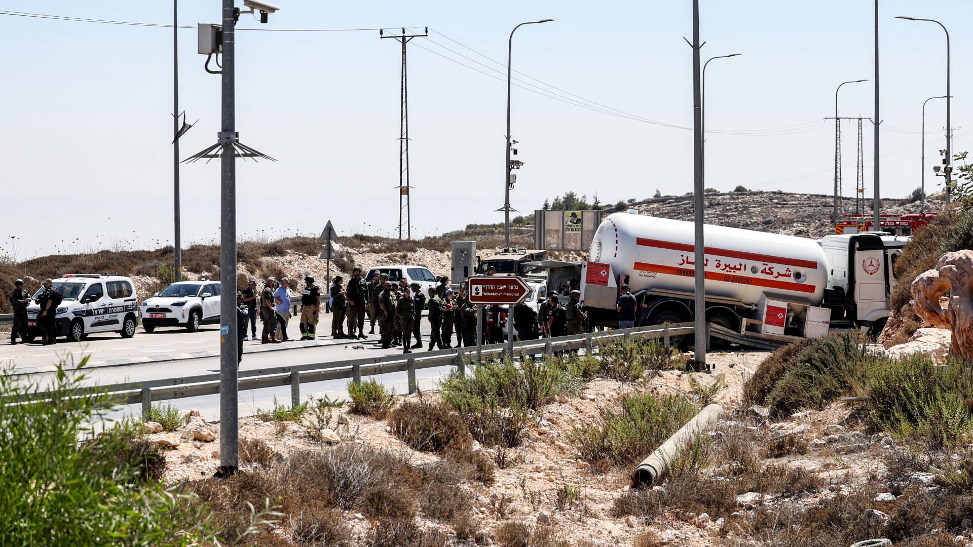 استنفار قوات الاحتلال قرب موقع دعس بالقرب من مفترق جيفات أساف شرق رام الله