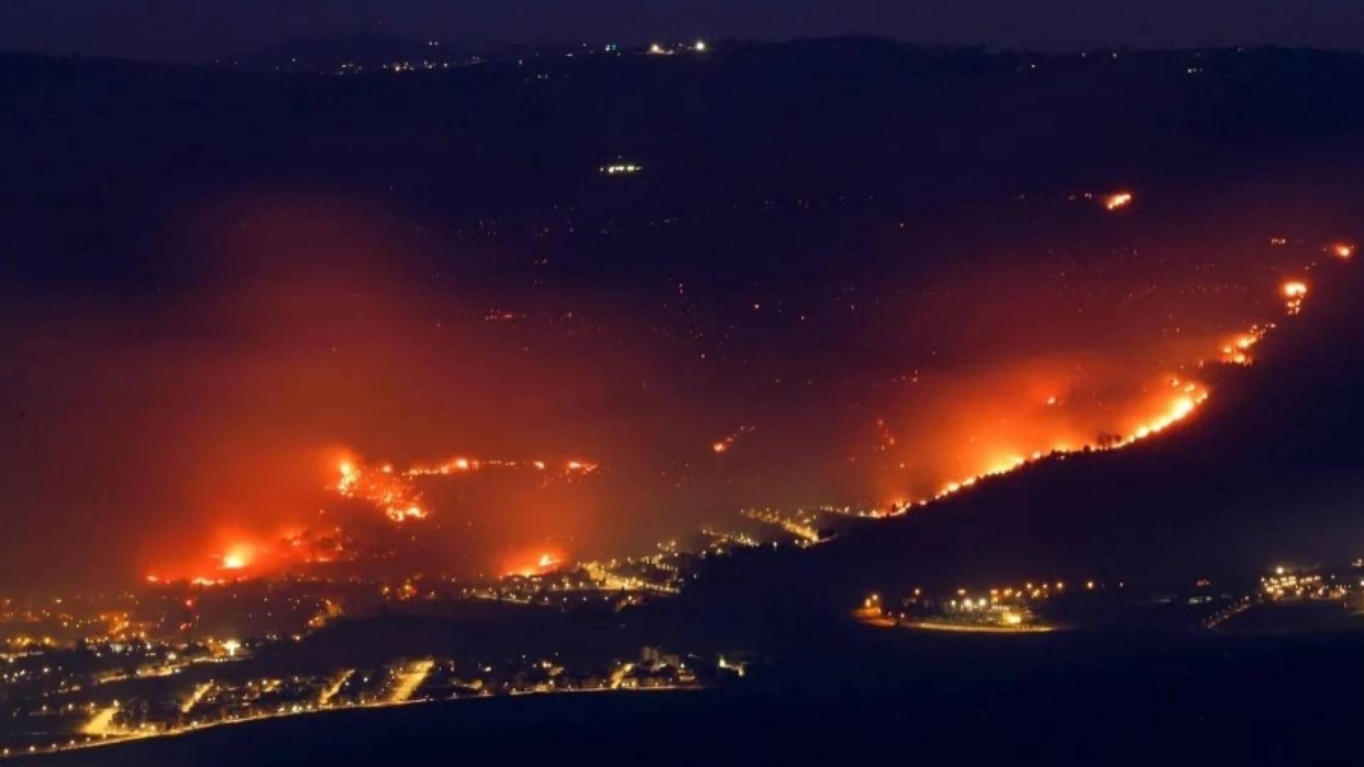 اندلاع حرائق في شمال فلسطين