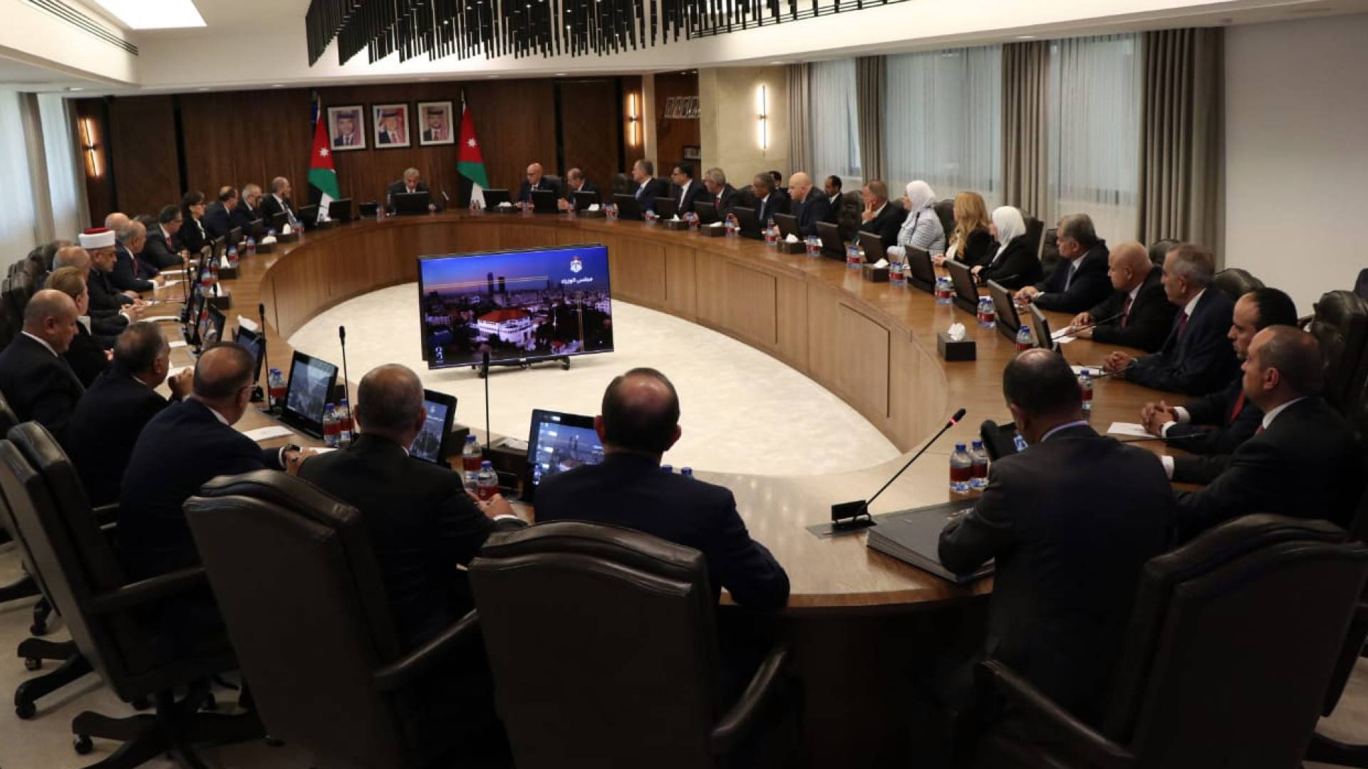 حكومة جعفر حسان