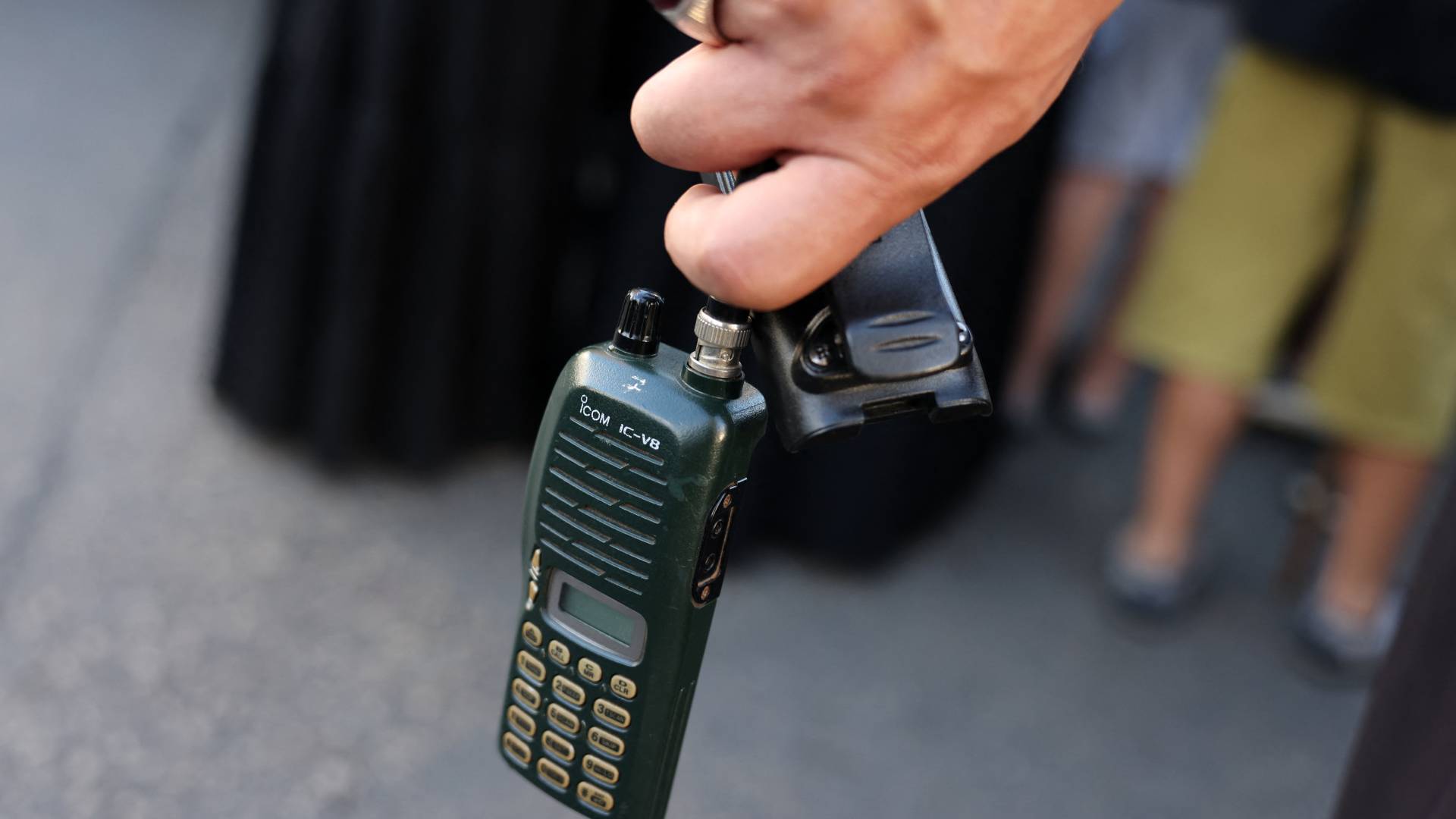 أجهزة اتصالات من اللواتي تعرضن للتفجير