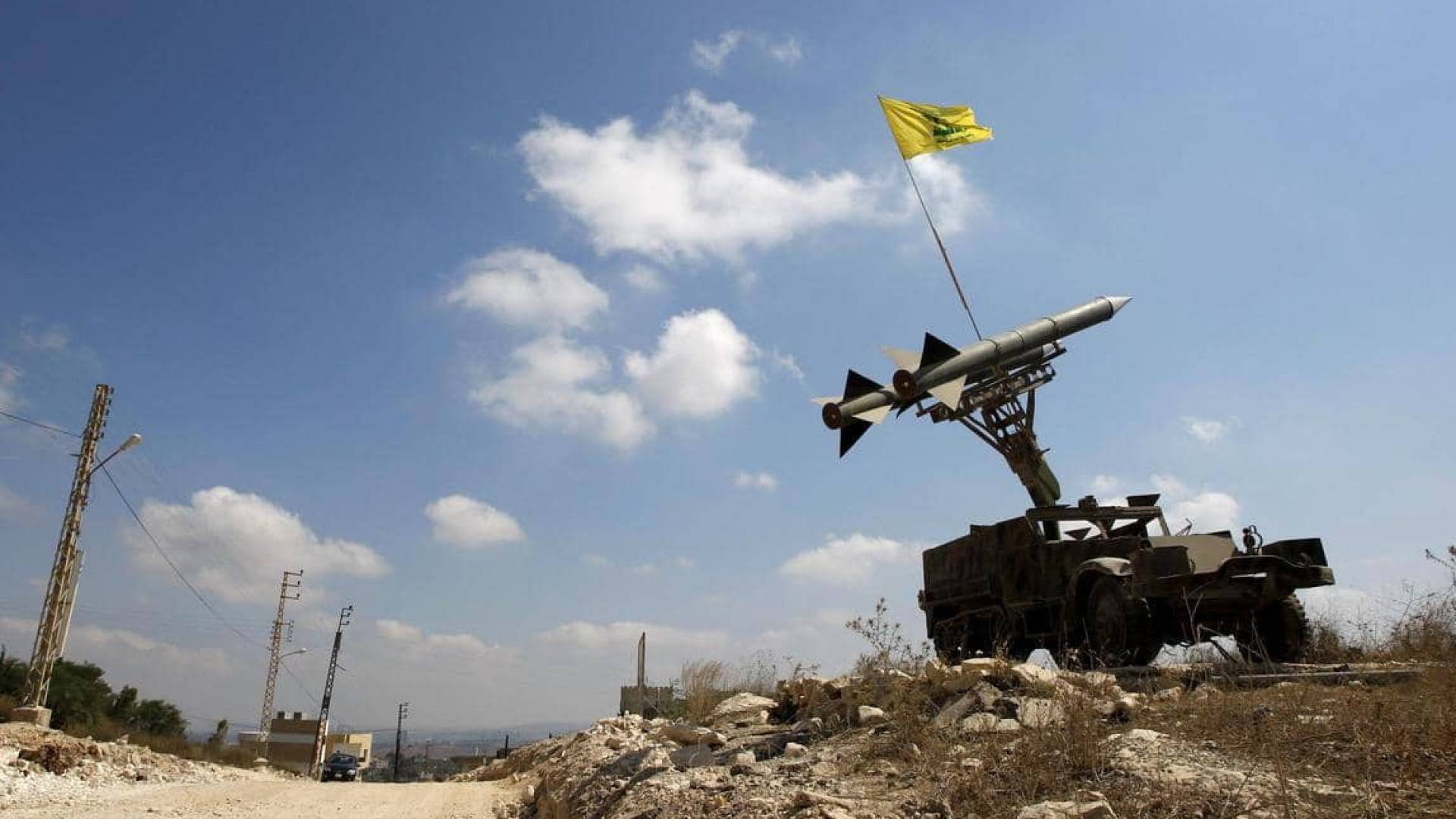 إطلاق صاروخ من لبنان