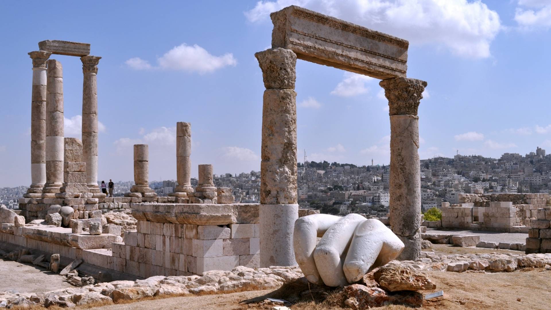جانب من موقع جبل القلعة الأثري في العاصمة عمان