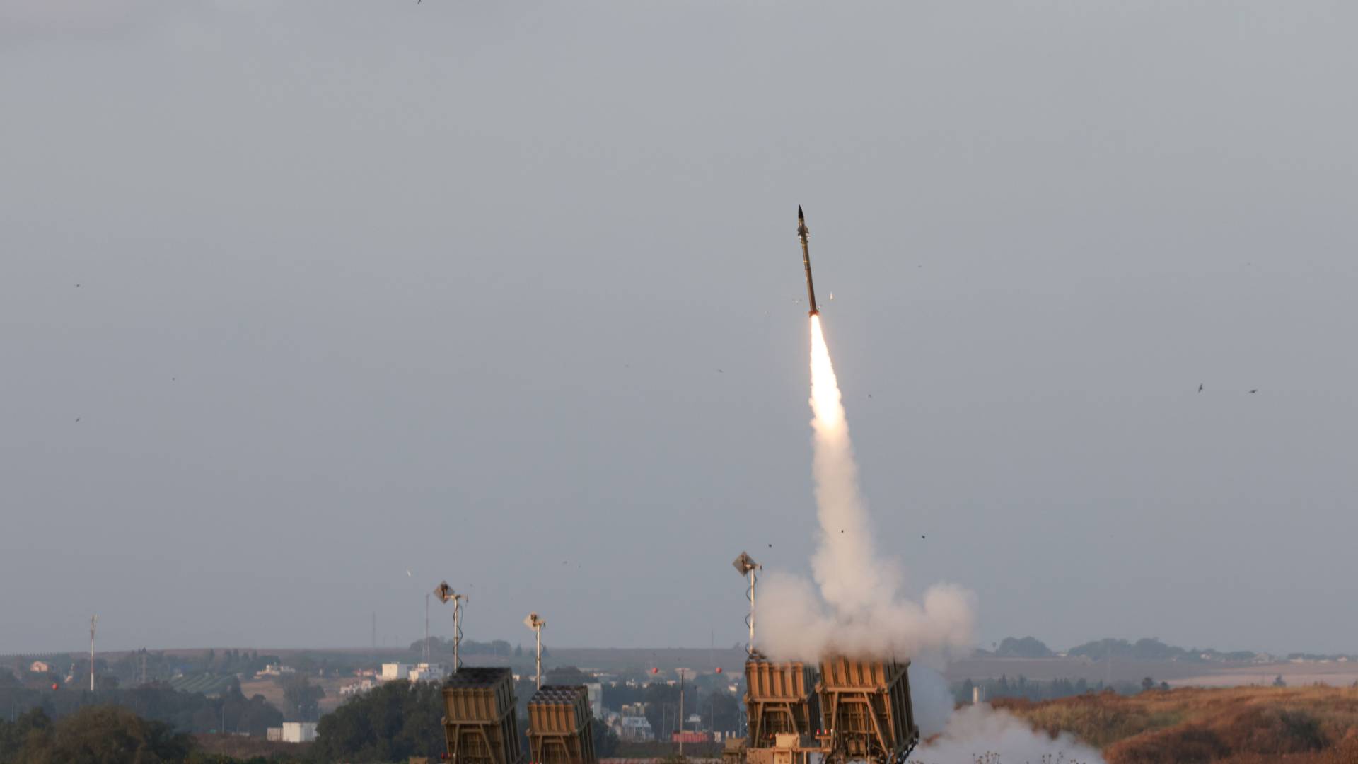 إطلاق صاروخ - تعبيرية