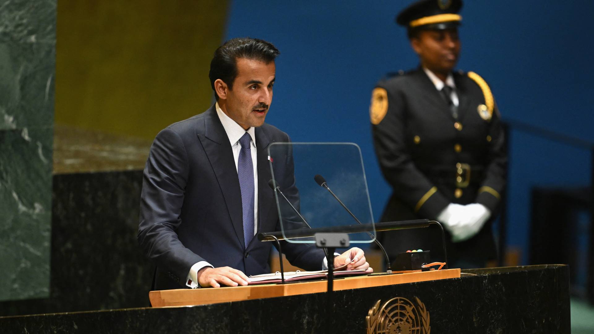 أمير دولة قطر الشيخ تميم بن حمد آل ثاني