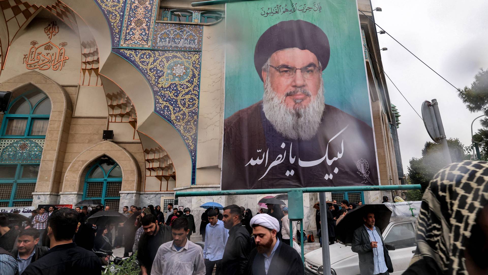 متظاهرون يتجمعون في احتجاج مناهض للاحتلال في ساحة فلسطين بطهران