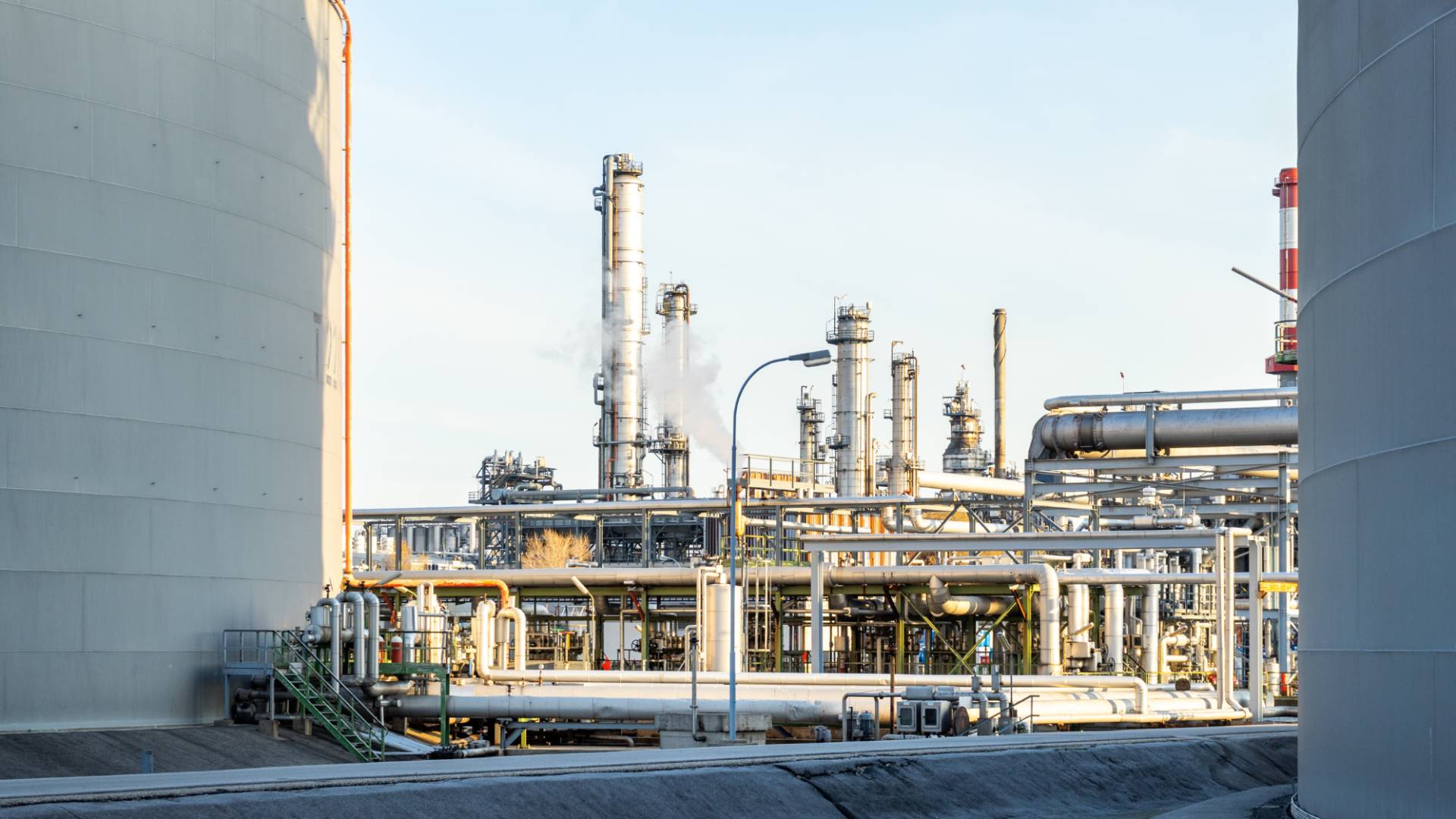 استخراج النفط