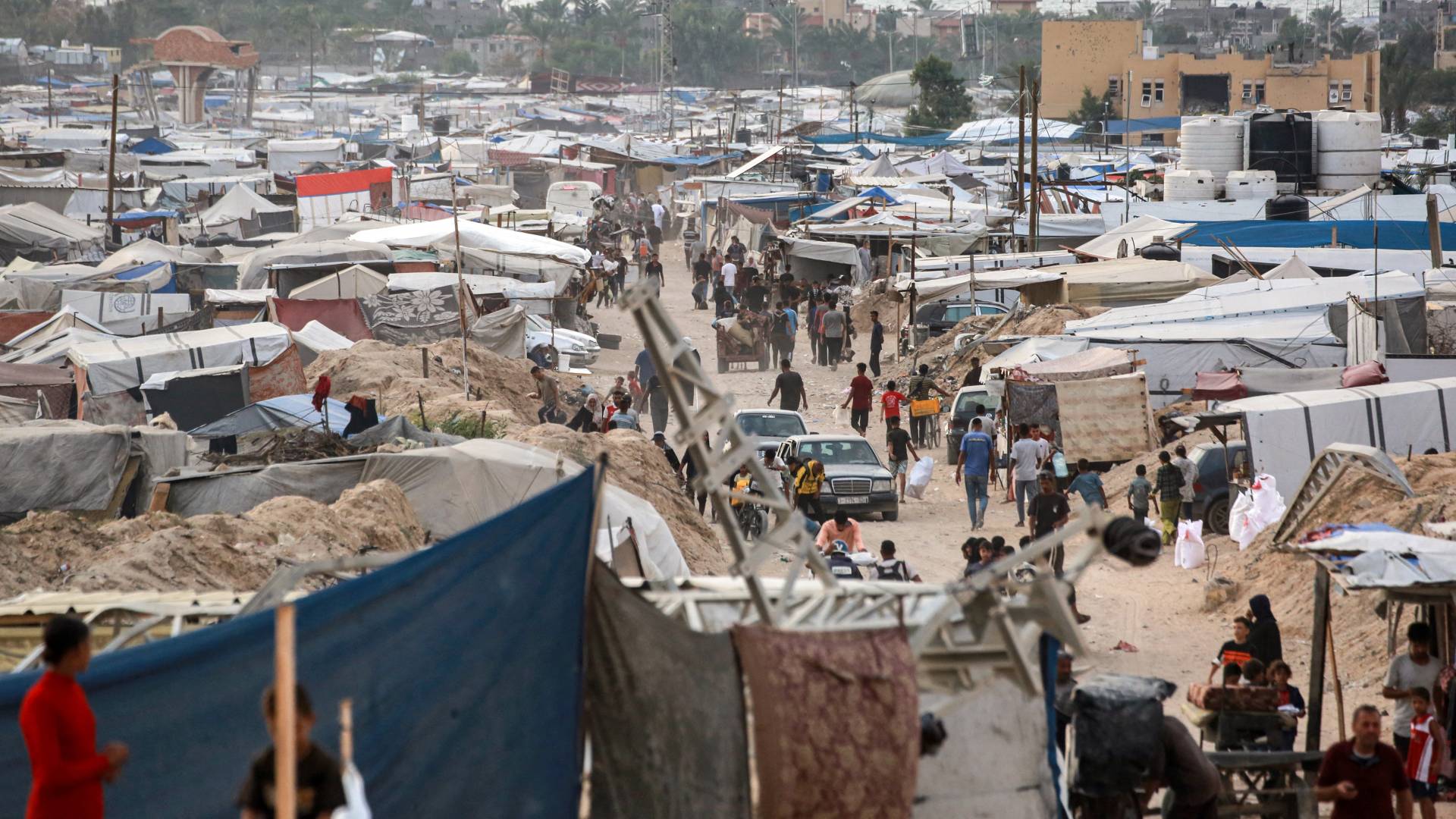 نازحون فلسطينيون في خان يونس