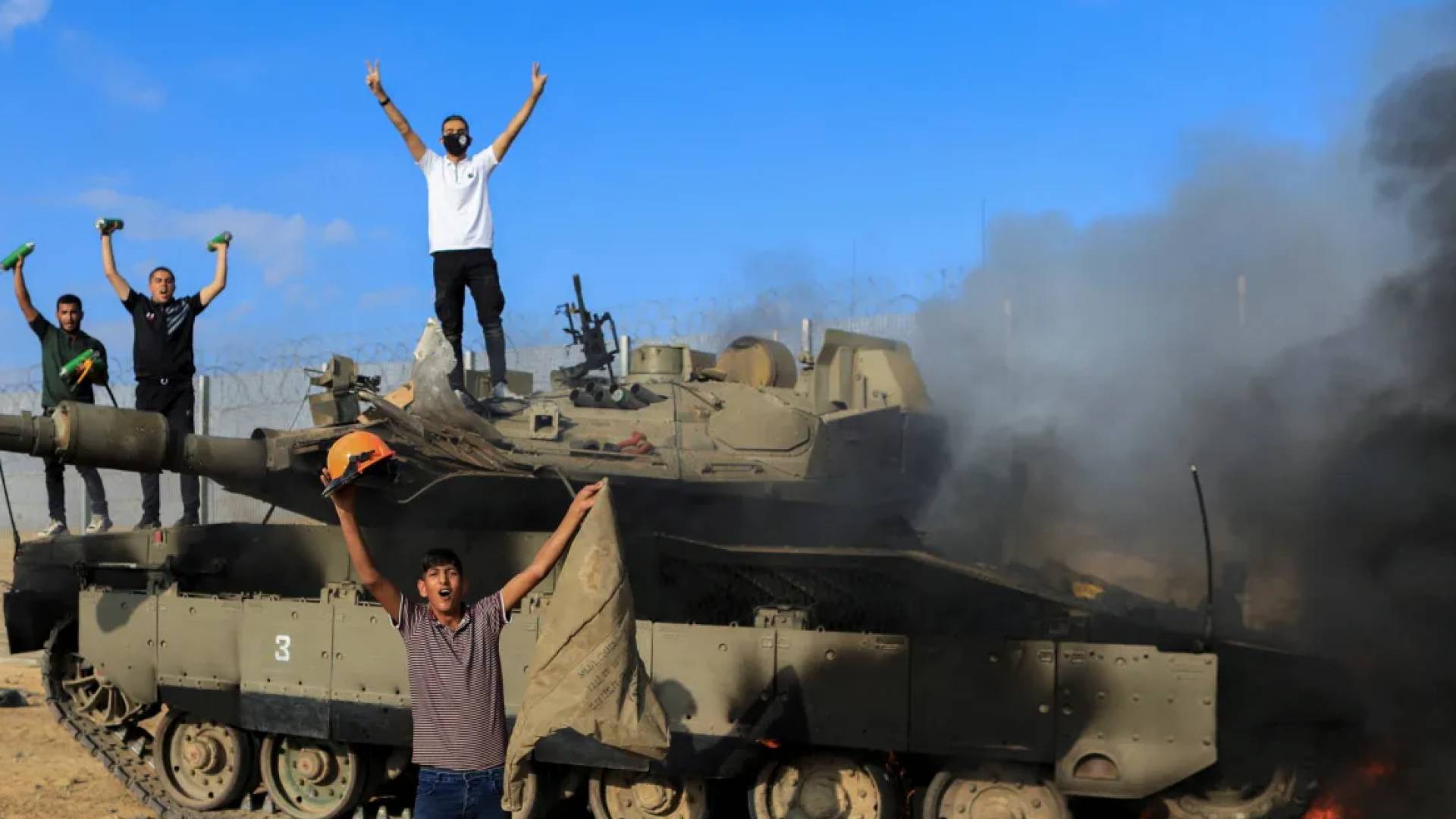 إحراق دبابة للاحتلال