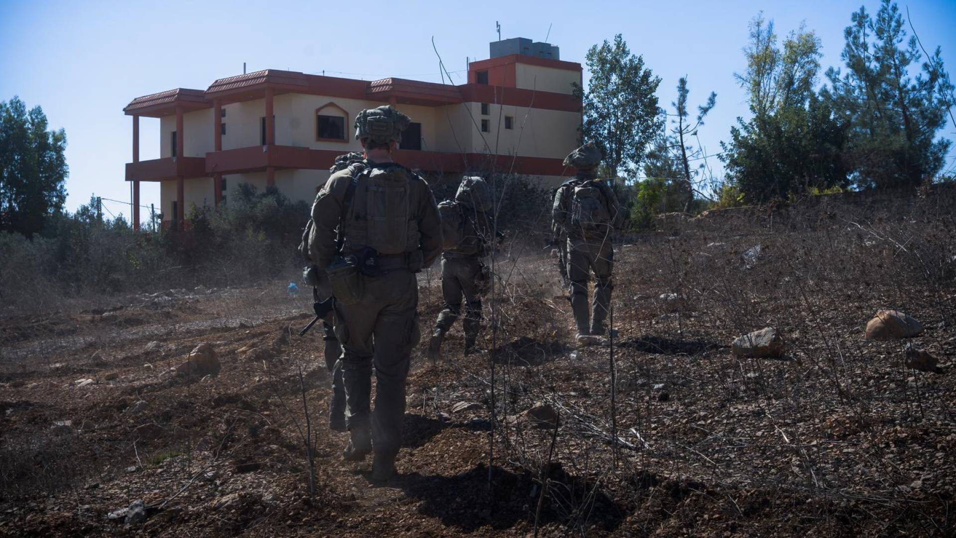 جنود من قوات الاحتلال المتوغلة في قطاع غزة