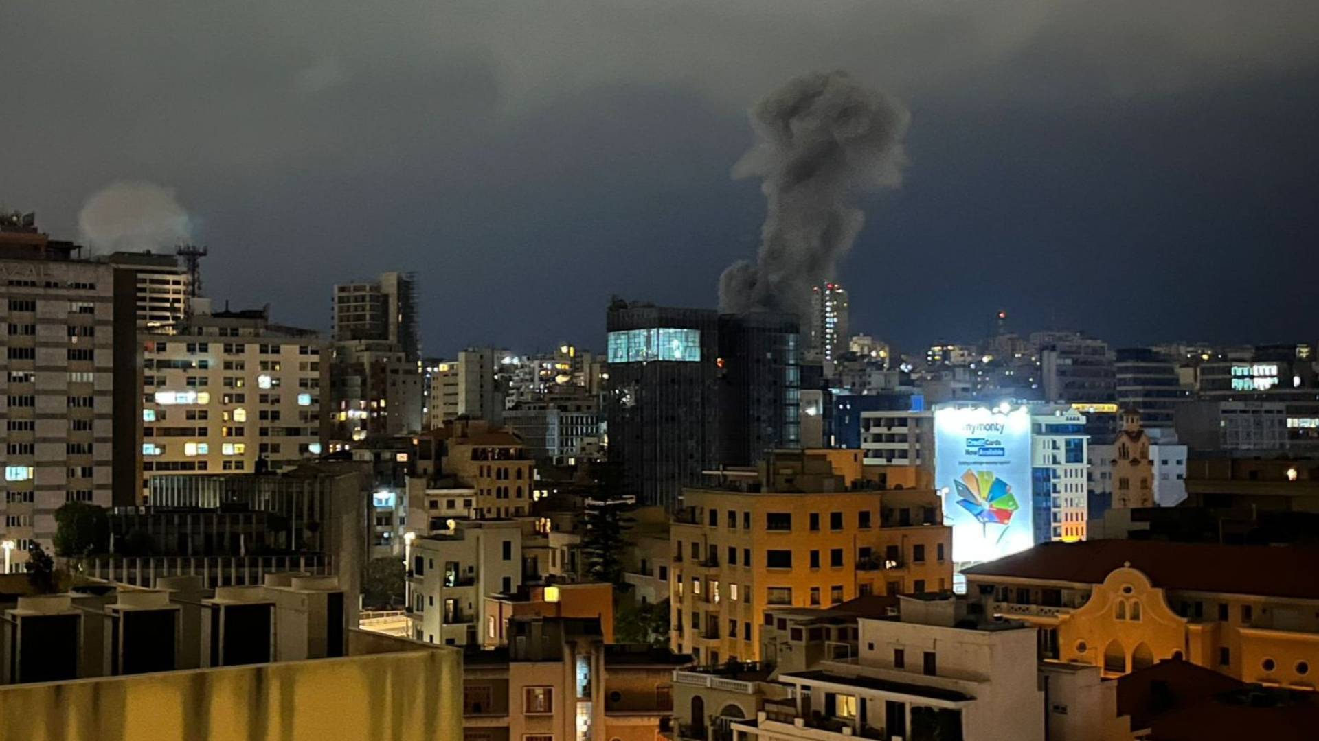 مراسلة "رؤيا": الاحتلال يشن غارتين في قلب بيروت - فيديو وصور