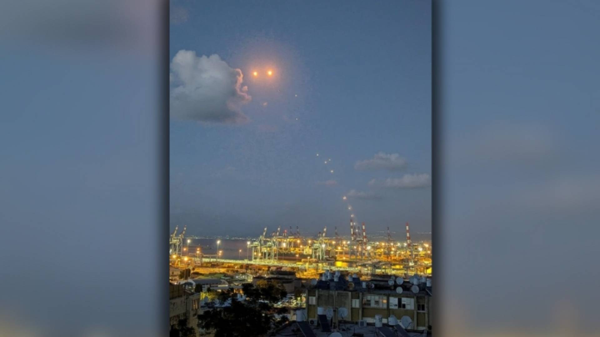 رشقة صاروخية من لبنان تستهدف حيفا