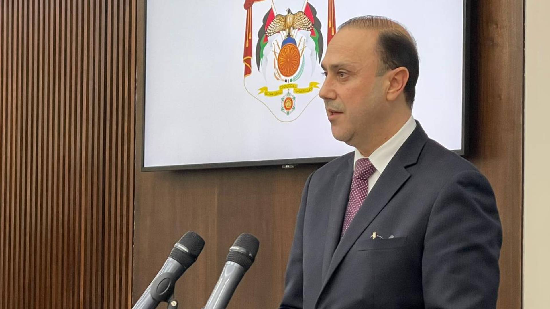 وزير الاتصال الحكومي د.محمد المومني