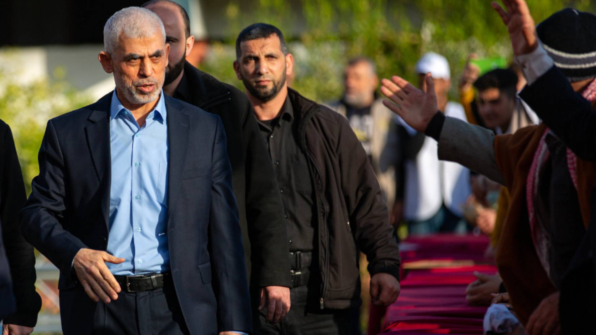 إذاعة جيش الاحتلال تنشر تفاصيل ما حدث حول اغتيال السنوار