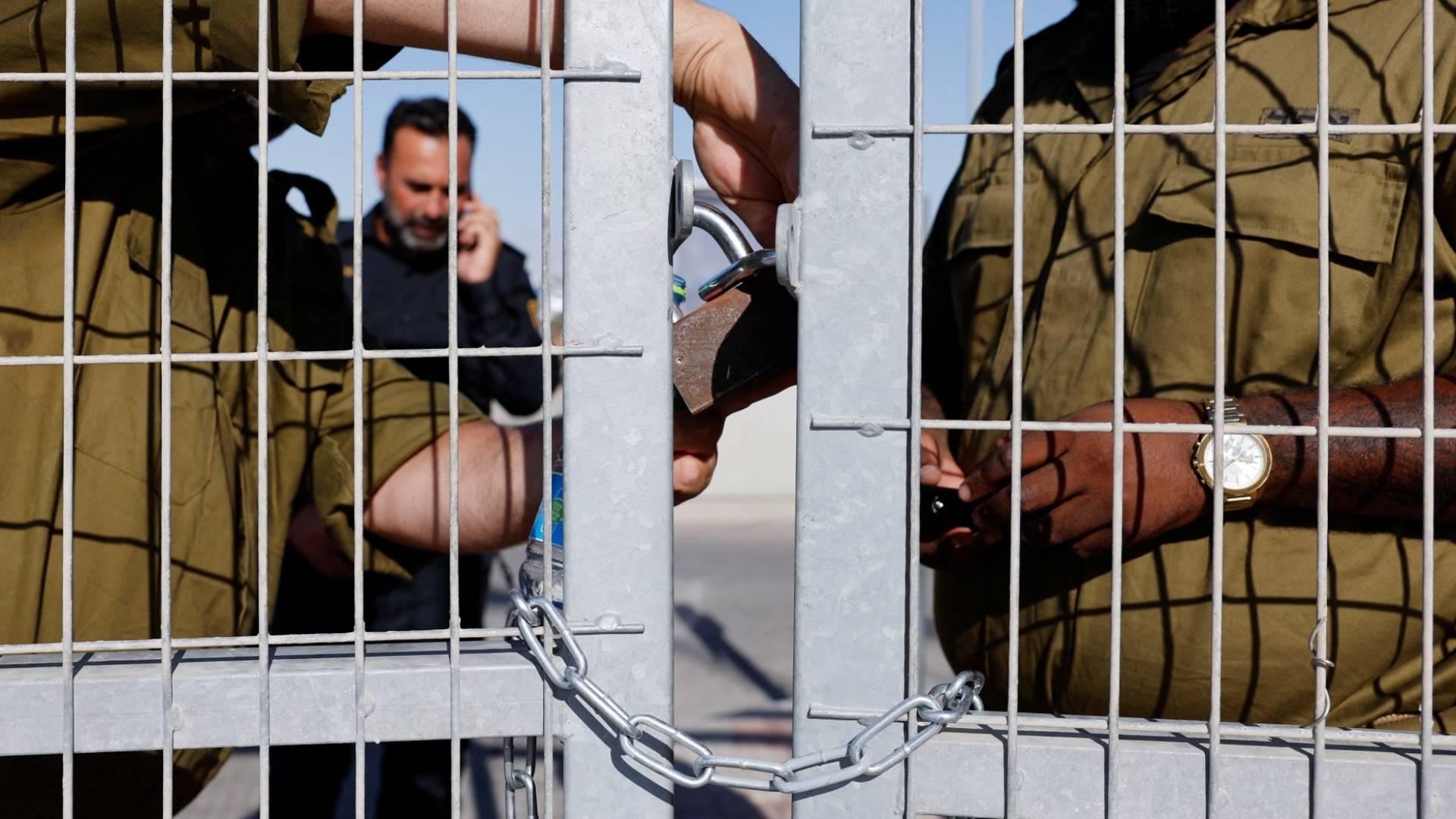 سجون الاحتلال