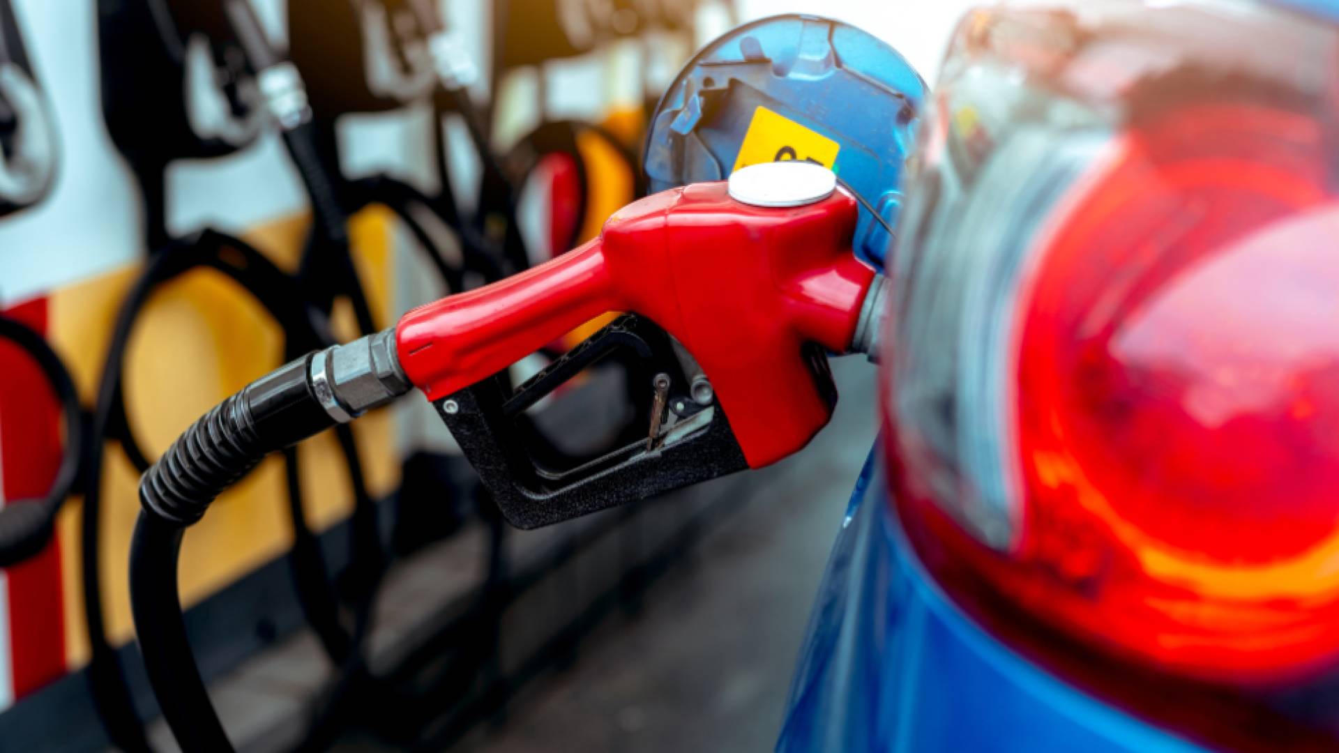 هل ترفع الحكومة أسعار المحروقات بالأردن في تسعيرة تشرين الثاني 2024؟ - فيديو