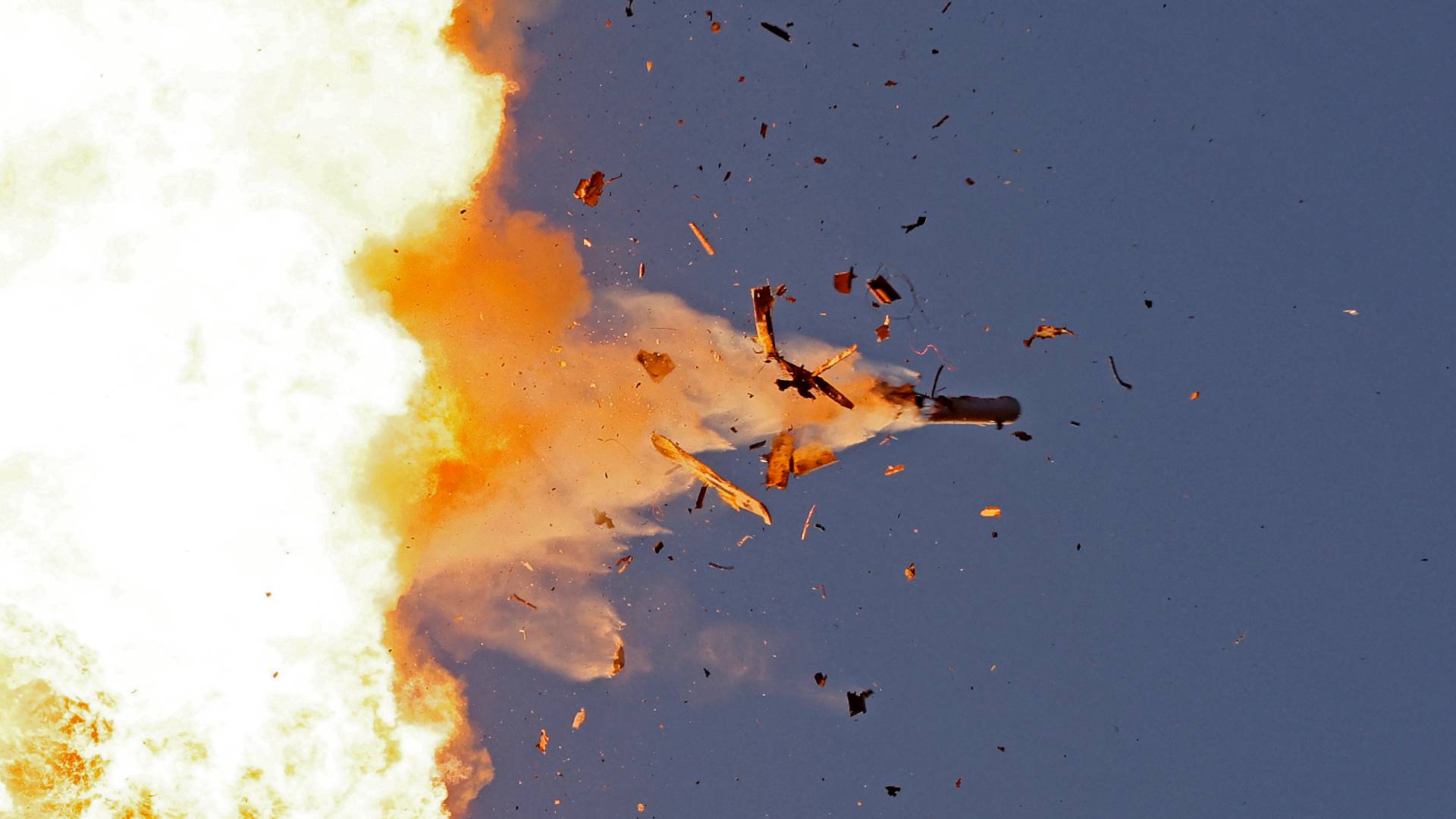 تصدي لصواريخ أطلقت من لبنان