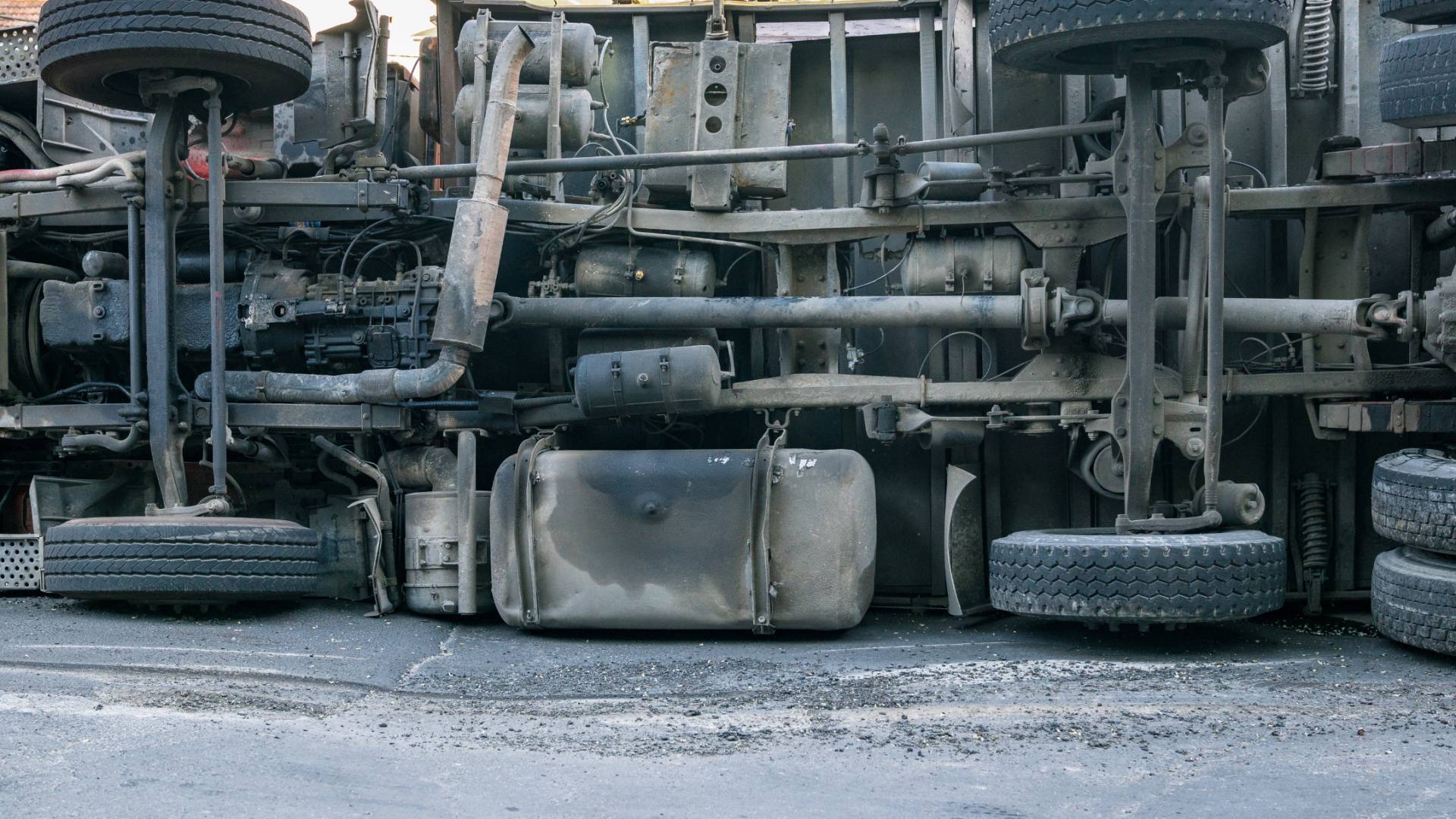 تدهور شاحنة "أرشيفية"