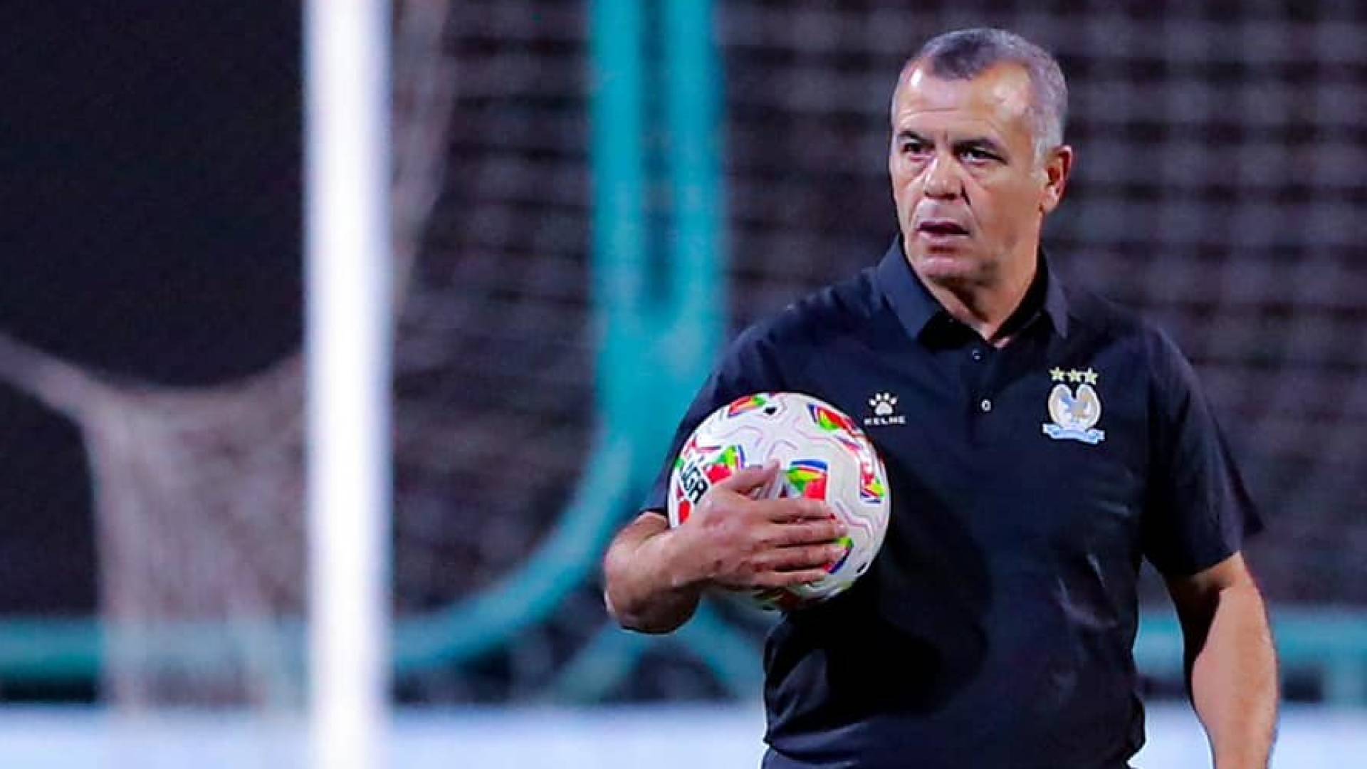 المدرب جمال أبو عابد من التدريبات