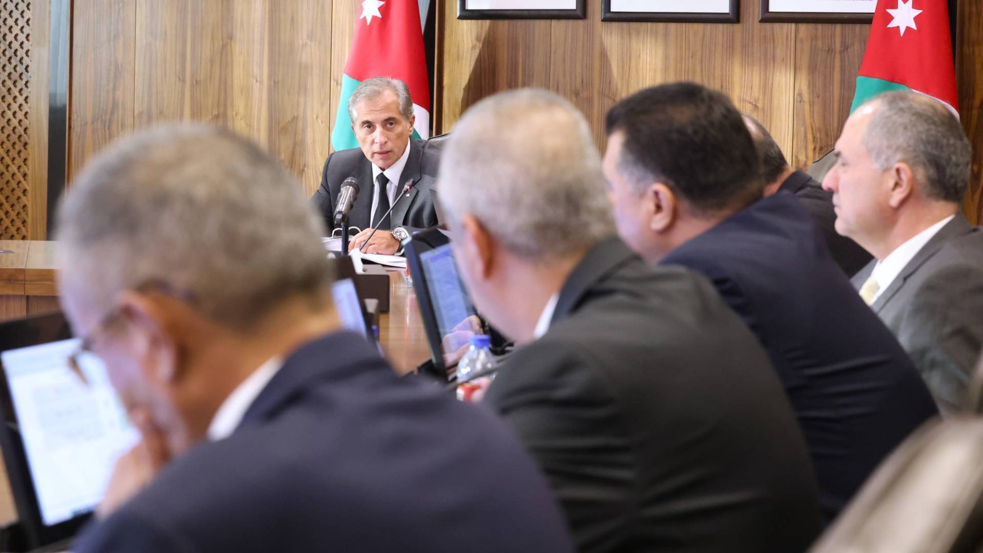 قرارات حكومية جديدة ترتبط برؤية التحديث الاقتصادي وتحديث القطاع العام